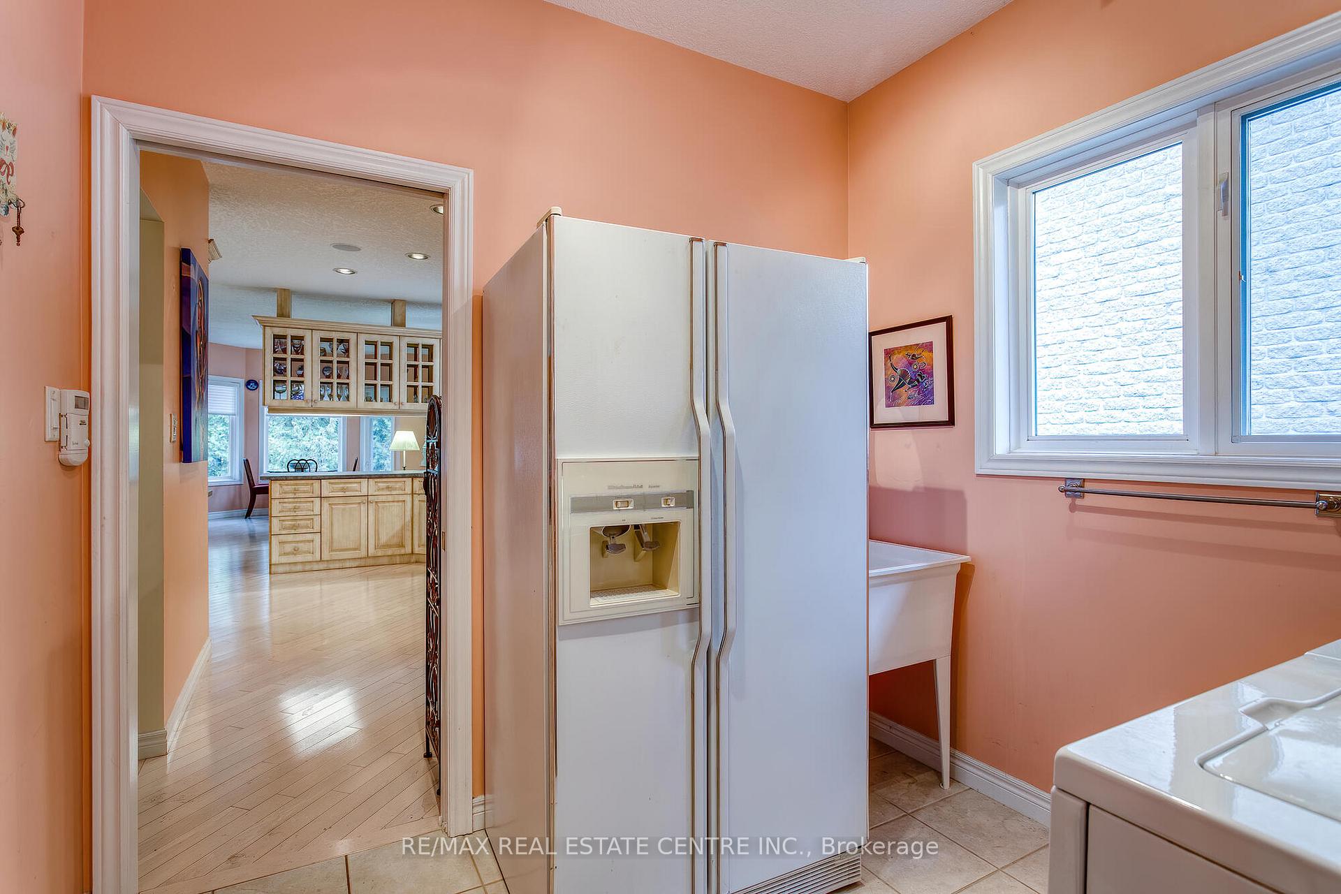 Photo 23 of Unit 5, 271 Riverview Place, Guelph, Riverside Park — HOMEH