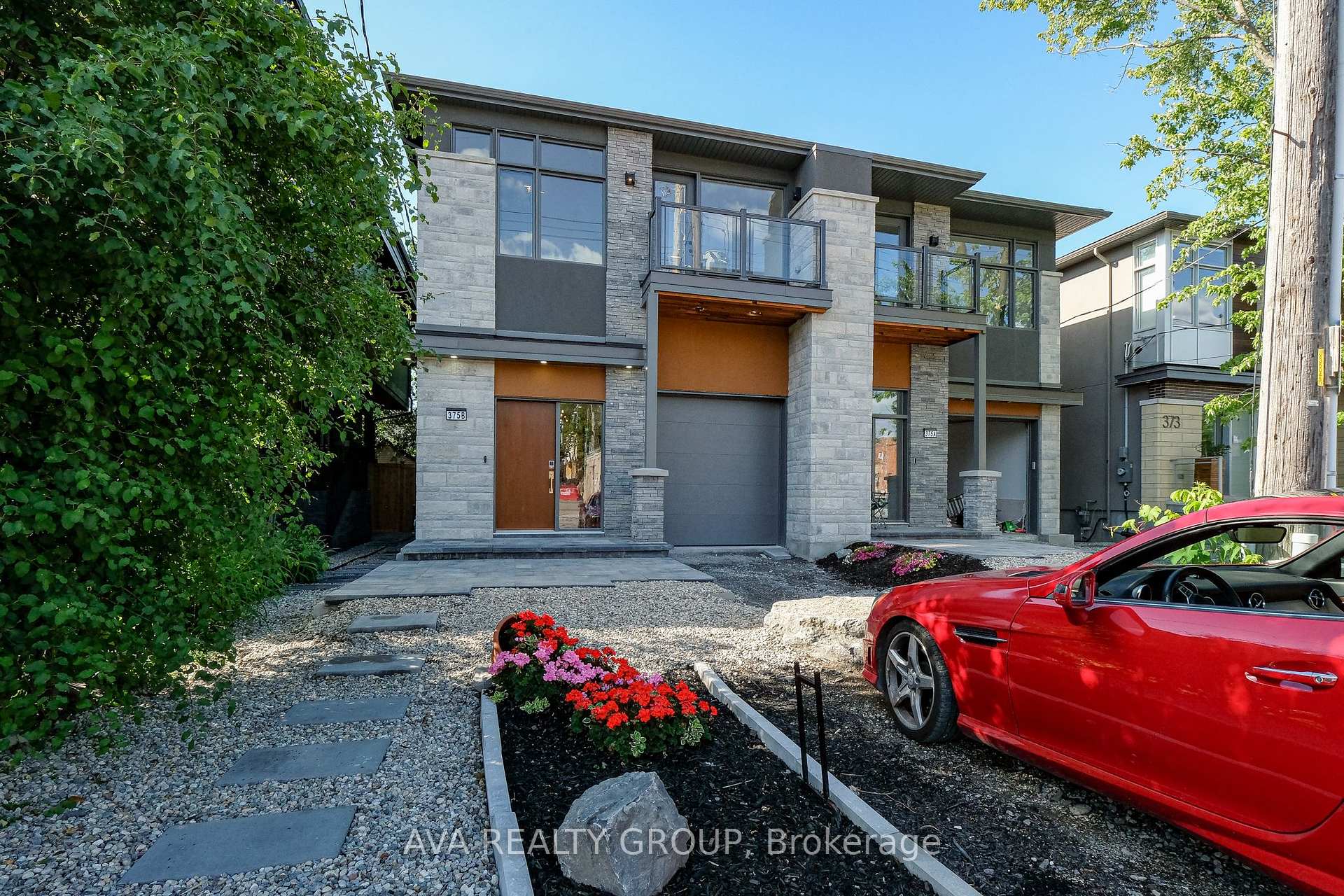 Photo 1 of 375 B Madison Avenue, Ottawa, Westboro West — HOMEH