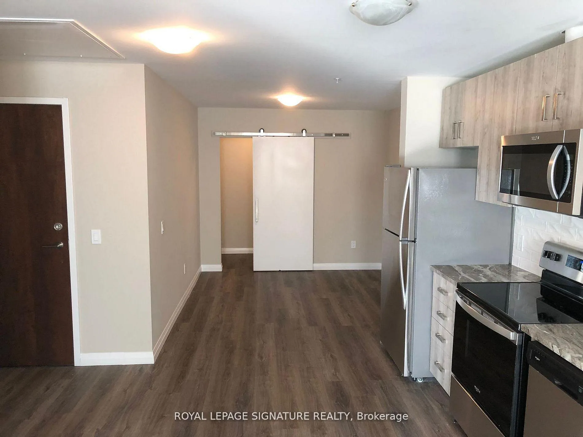 Photo 4 of Unit 413, 108 Garment St, Kitchener, City Commercial Core — HOMEH