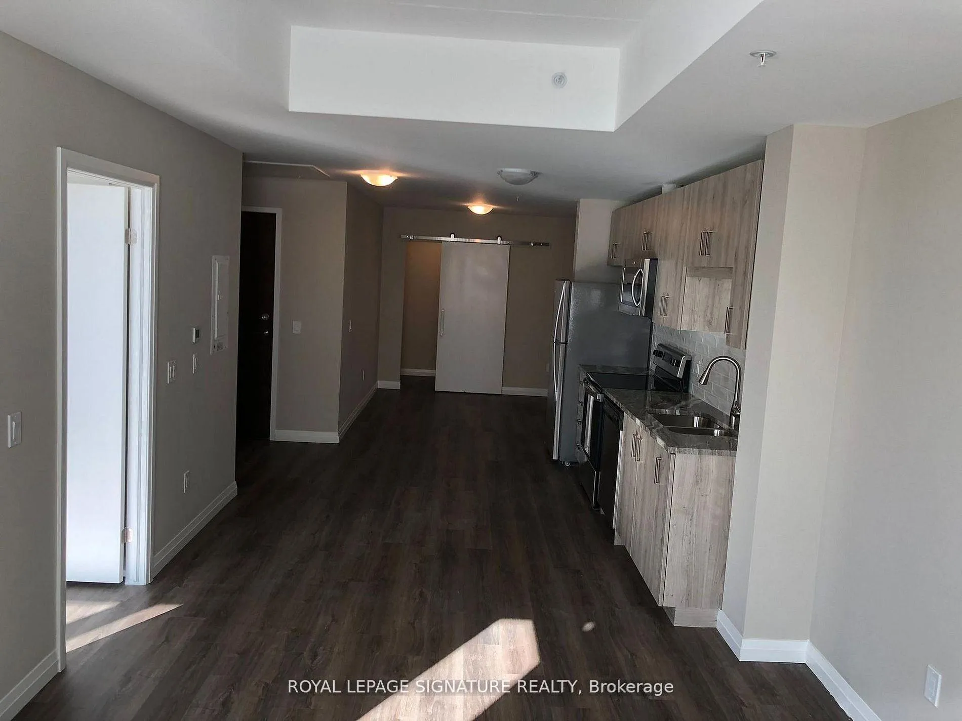 Photo 6 of Unit 413, 108 Garment St, Kitchener, City Commercial Core — HOMEH