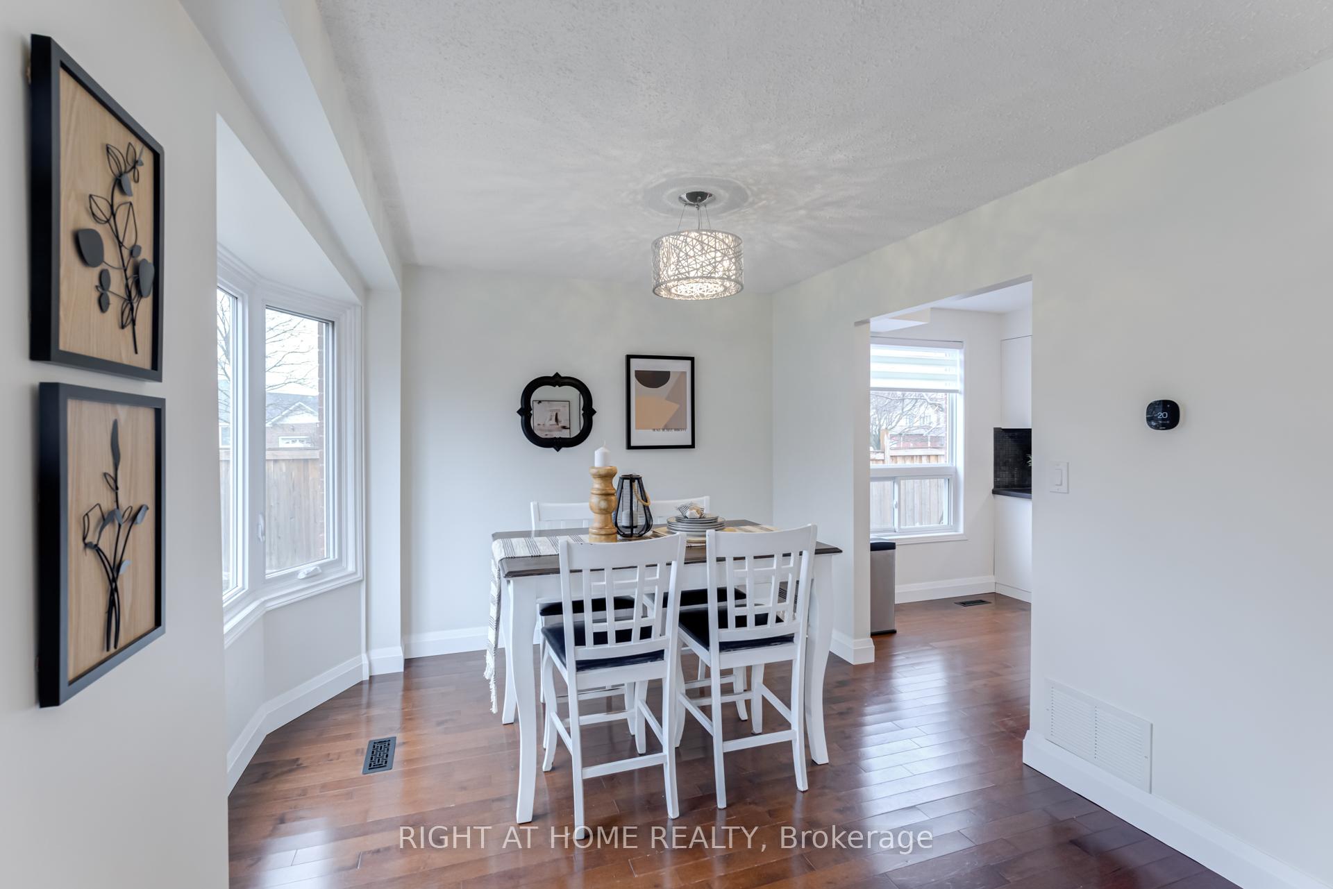 Photo 10 of 12 Prout Drive, Clarington, Bowmanville — HOMEH