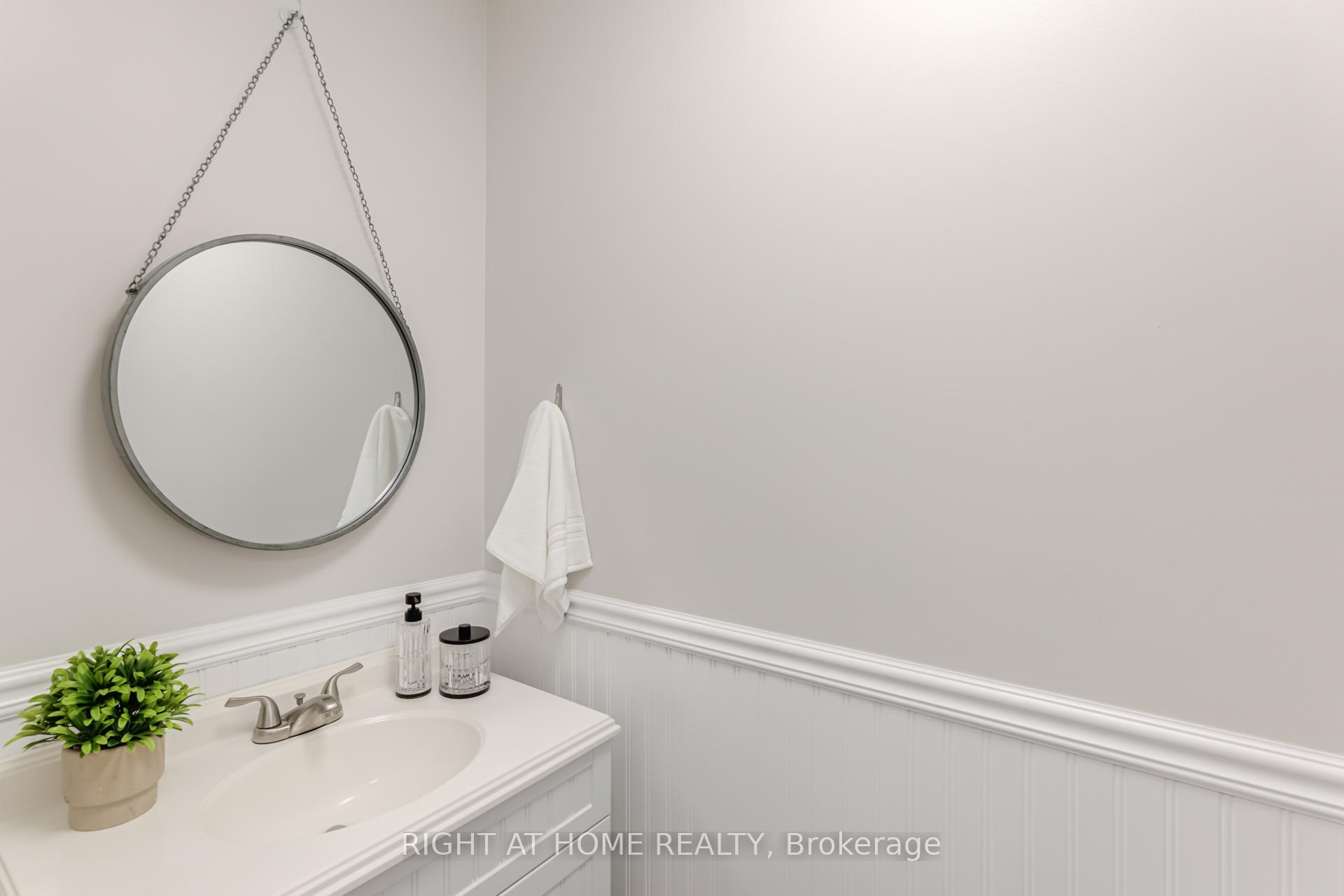 Photo 17 of 12 Prout Drive, Clarington, Bowmanville — HOMEH