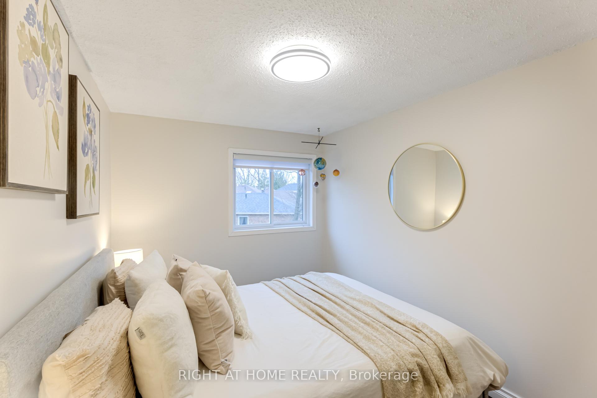 Photo 32 of 12 Prout Drive, Clarington, Bowmanville — HOMEH