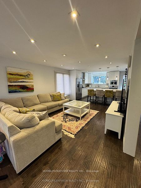 Photo 34 of 23 Holm Crescent, Markham, Aileen-Willowbrook — HOMEH