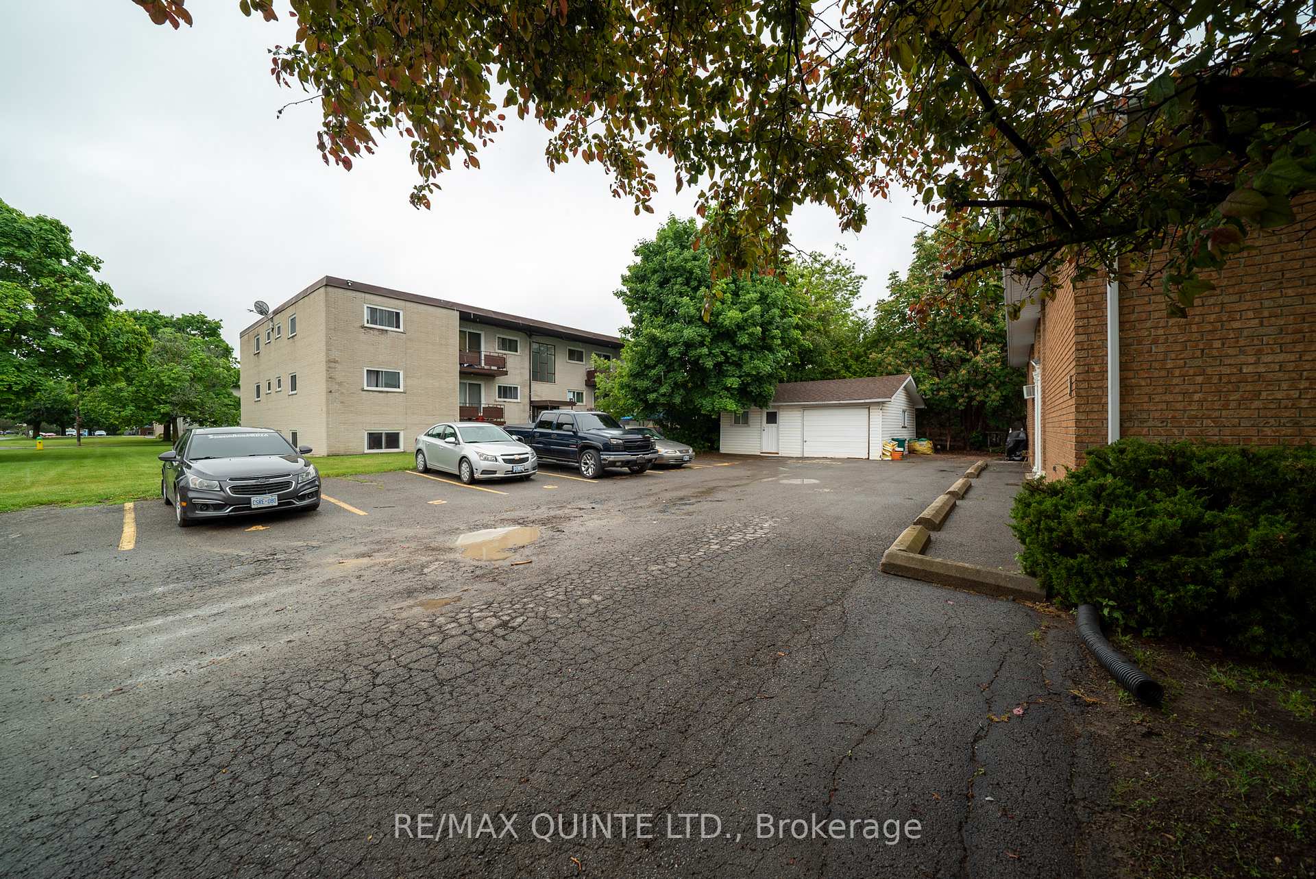 Photo 15 of Unit 5, 2 Village Drive, Belleville, Belleville Ward — HOMEH