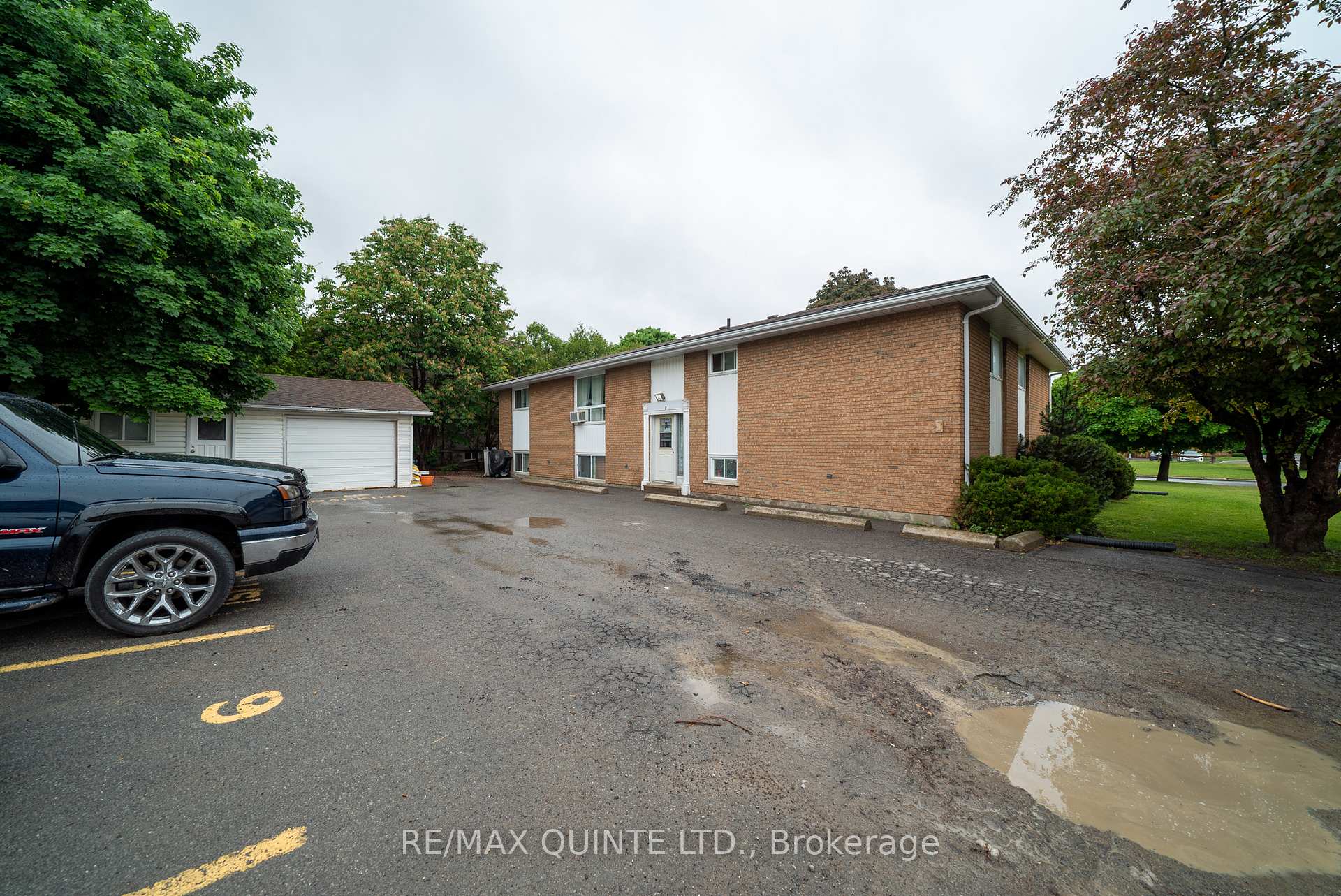 Photo 14 of Unit 5, 2 Village Drive, Belleville, Belleville Ward — HOMEH