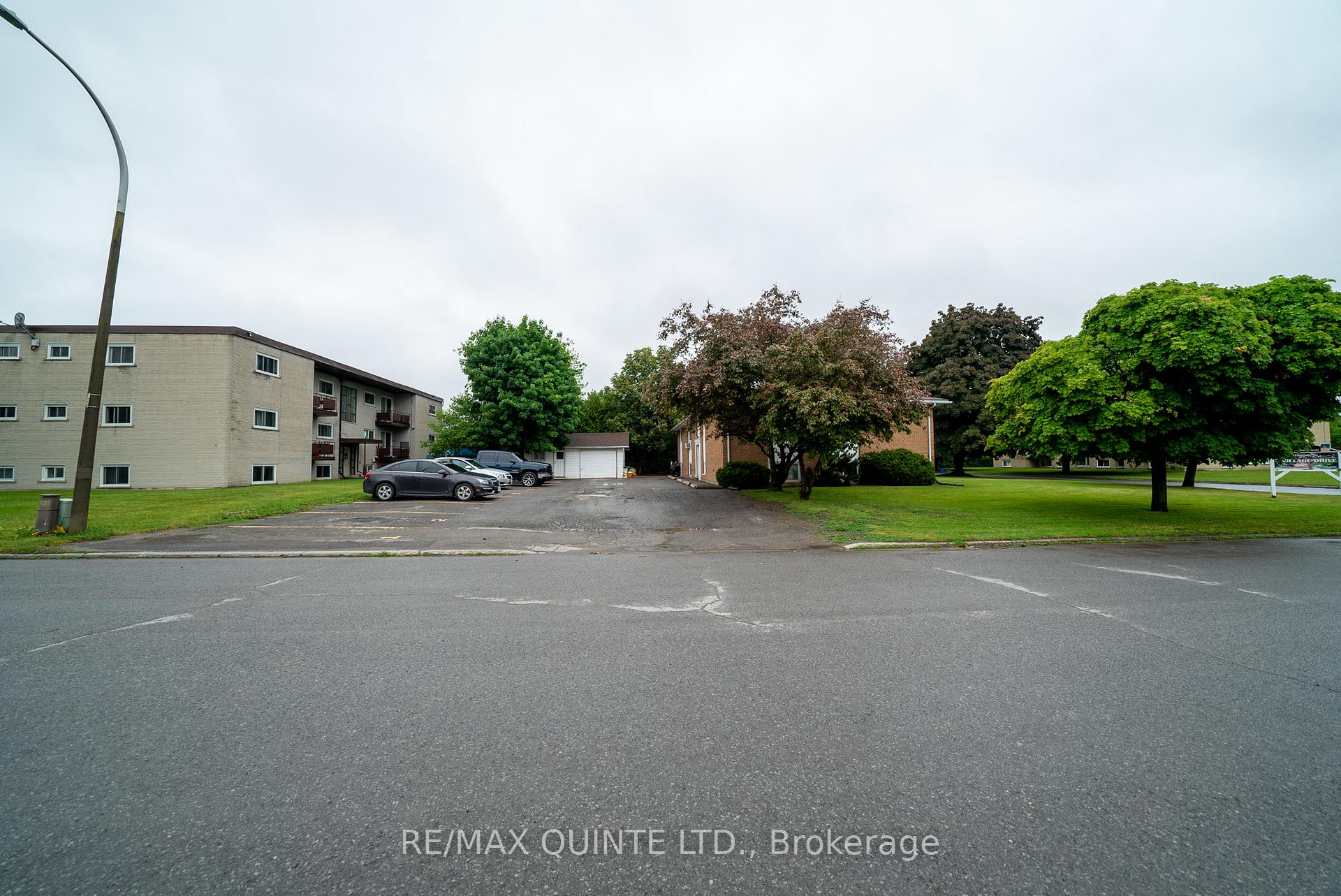Photo 17 of Unit 5, 2 Village Drive, Belleville, Belleville Ward — HOMEH
