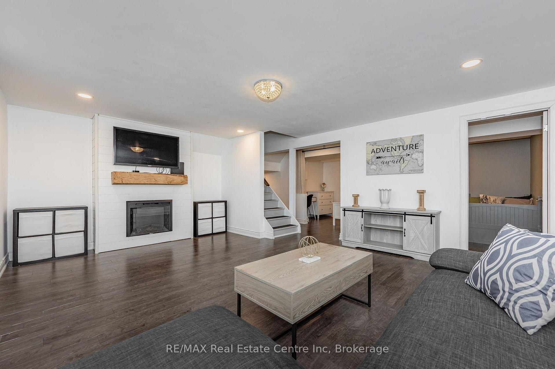 Photo 19 of 17 Dunhill Crescent, Guelph, Willow West/Sugarbush/West Acres — HOMEH