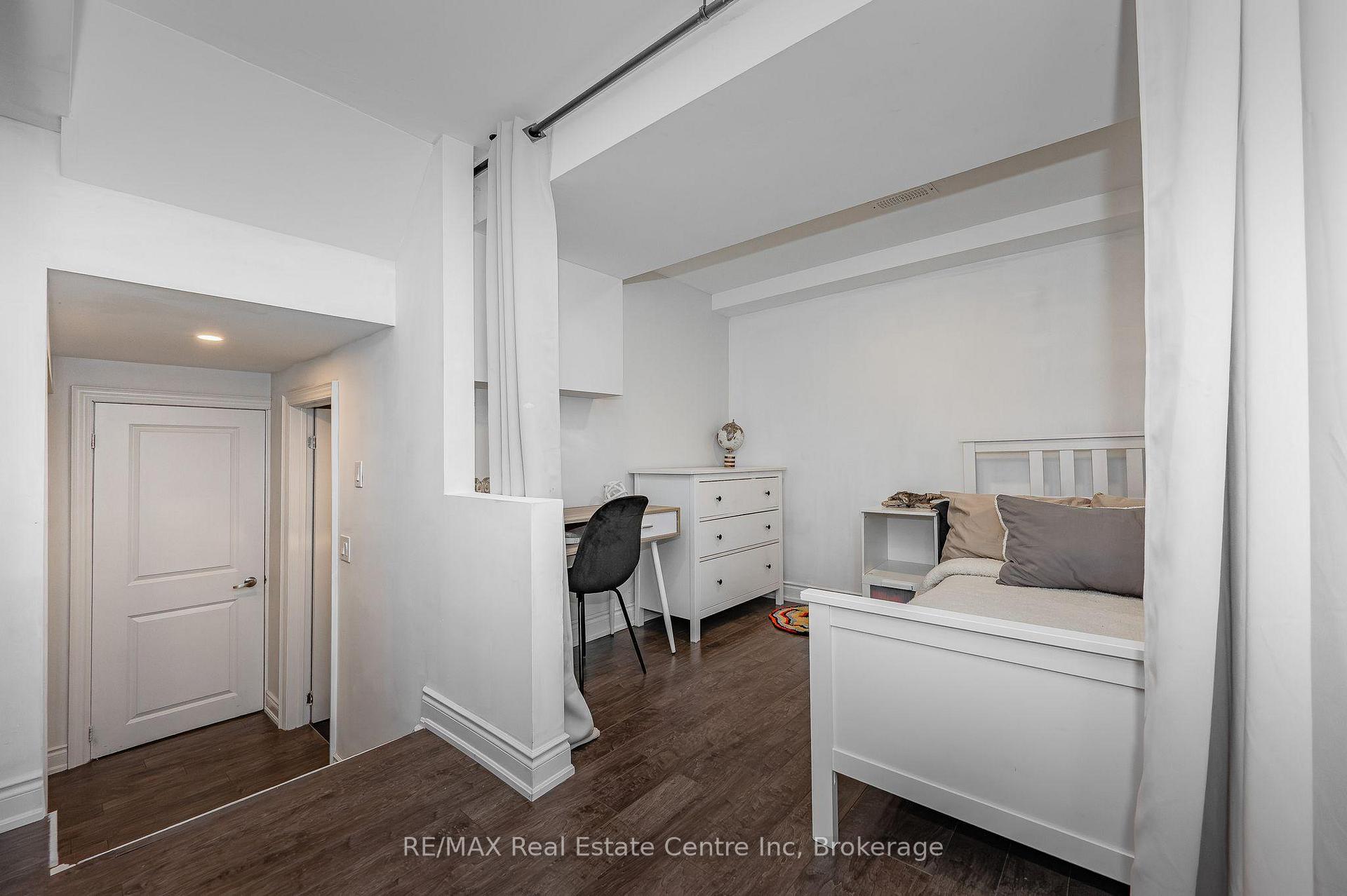 Photo 22 of 17 Dunhill Crescent, Guelph, Willow West/Sugarbush/West Acres — HOMEH