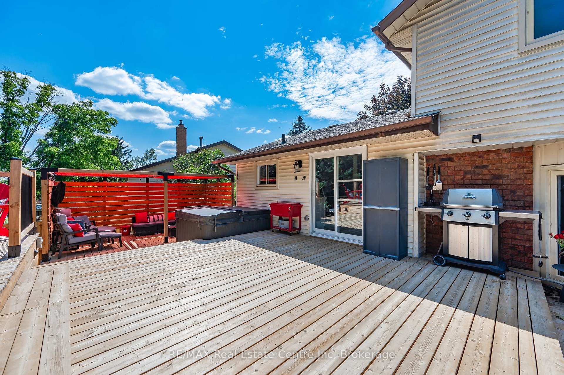 Photo 29 of 17 Dunhill Crescent, Guelph, Willow West/Sugarbush/West Acres — HOMEH