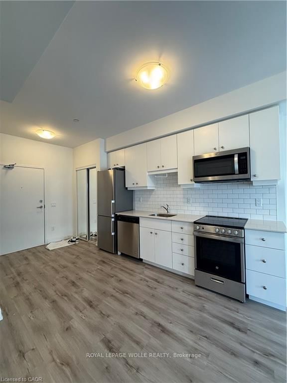 Photo 4 of Unit 406, 247 Northfield Dr E, Waterloo, Colonial Acres — HOMEH