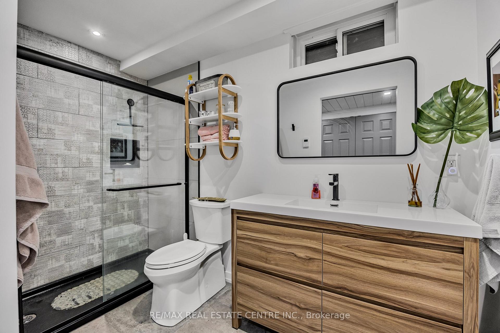Photo 26 of 11 Brawton Drive, Caledon, Palgrave — HOMEH