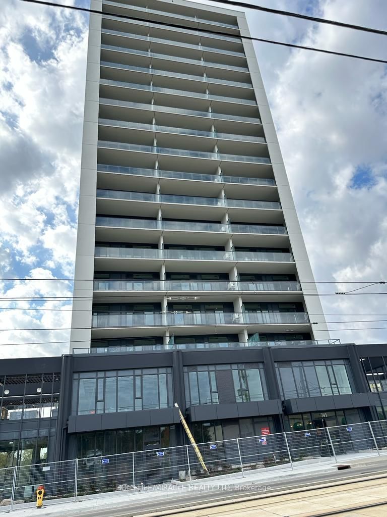 Photo 2 of Unit 308, 741 King St W, Kitchener, Uptown Waterloo/Westmount — HOMEH