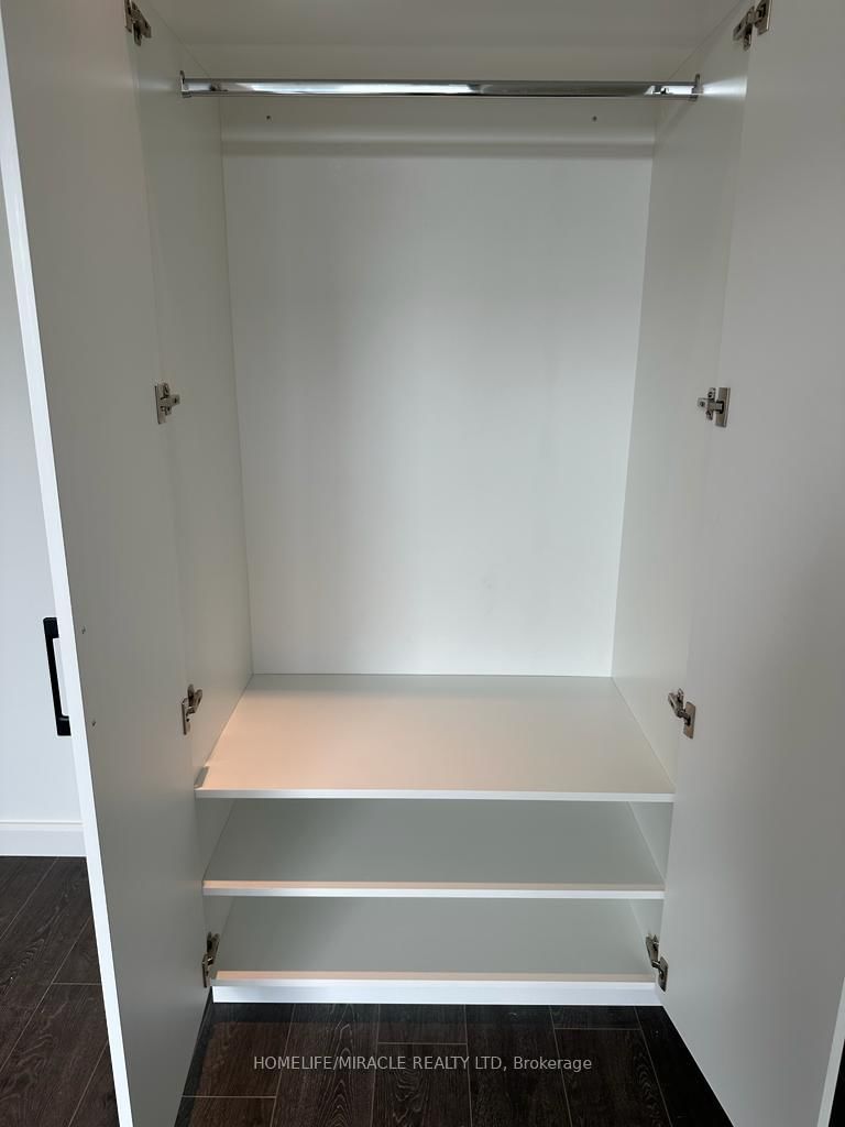 Photo 9 of Unit 308, 741 King St W, Kitchener, Uptown Waterloo/Westmount — HOMEH