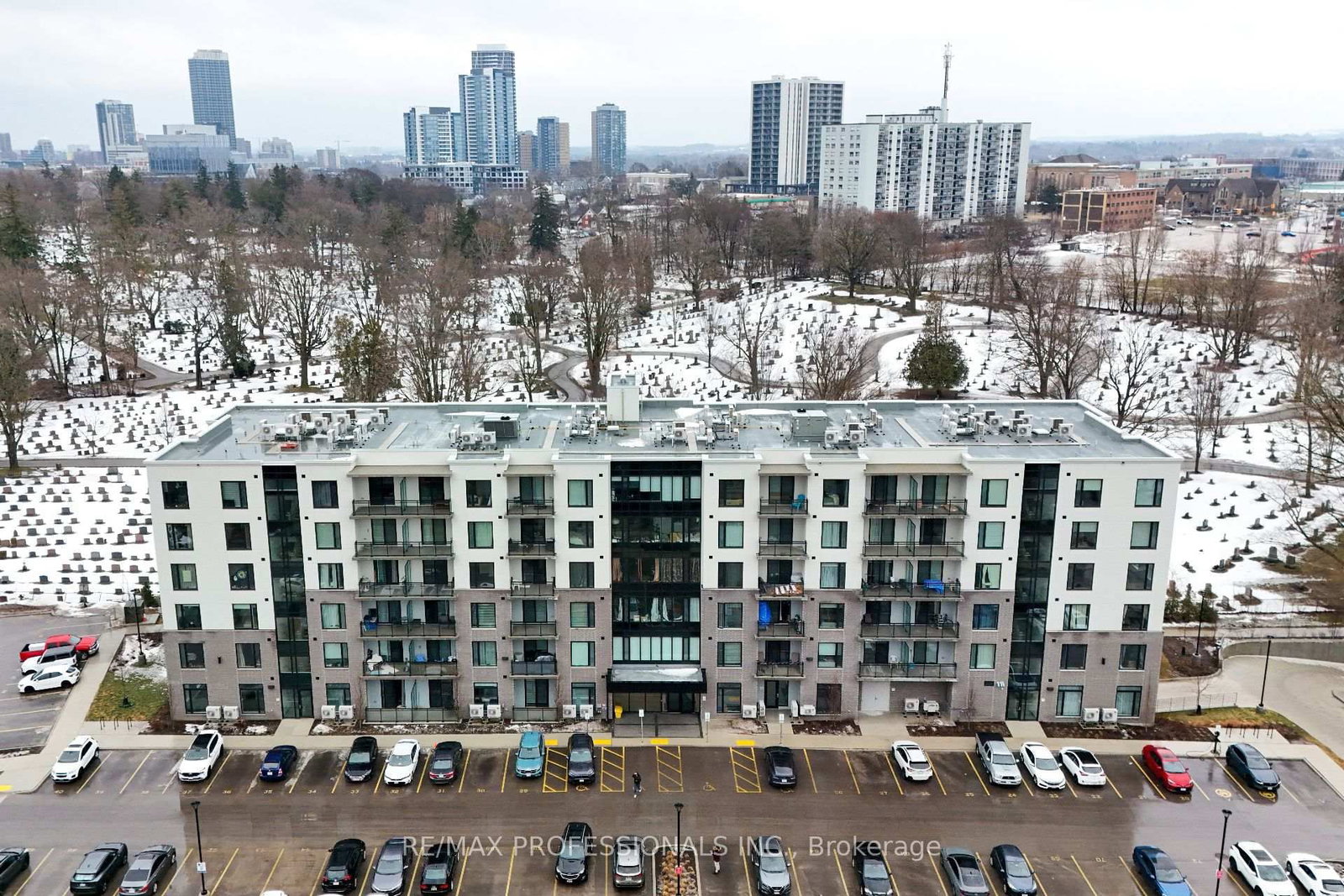 Photo 2 of Unit 109, 107 Roger St, Waterloo, Uptown Waterloo — HOMEH