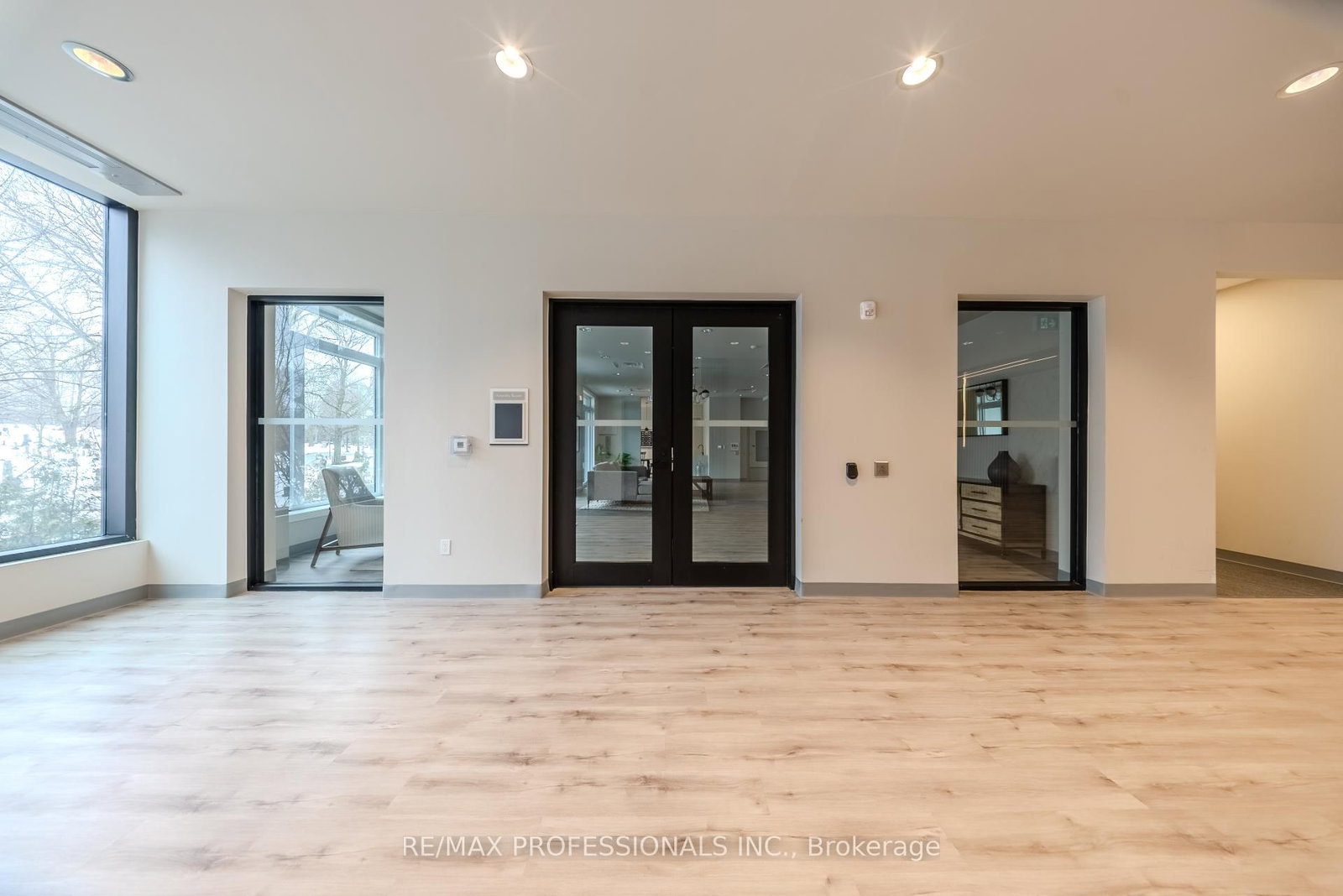 Photo 6 of Unit 109, 107 Roger St, Waterloo, Uptown Waterloo — HOMEH