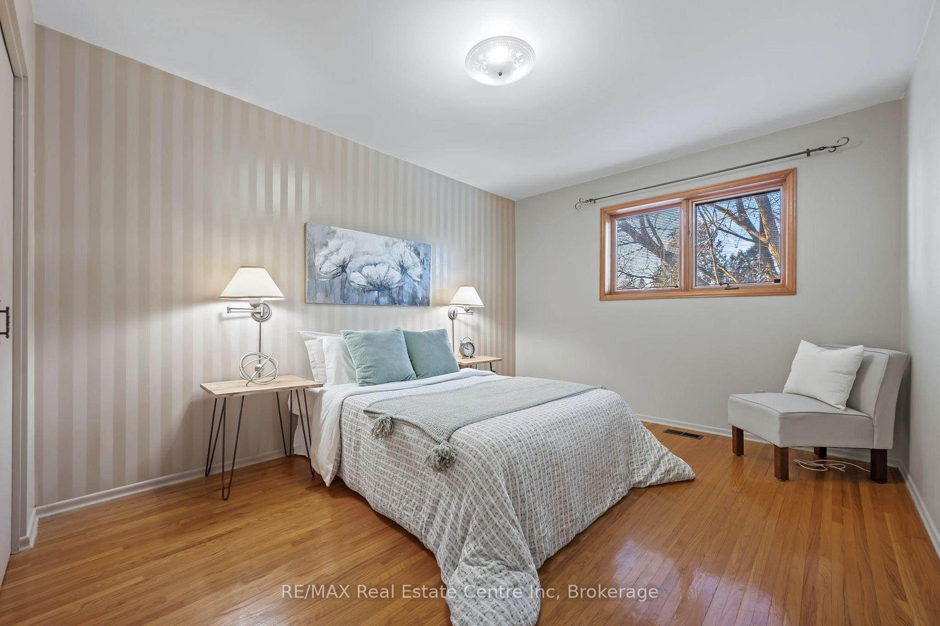 Photo 10 of 94 Glenburnie Drive, Guelph, Grange Road — HOMEH