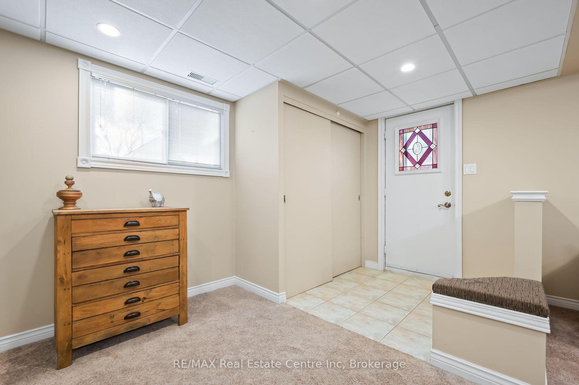Photo 21 of 94 Glenburnie Drive, Guelph, Grange Road — HOMEH