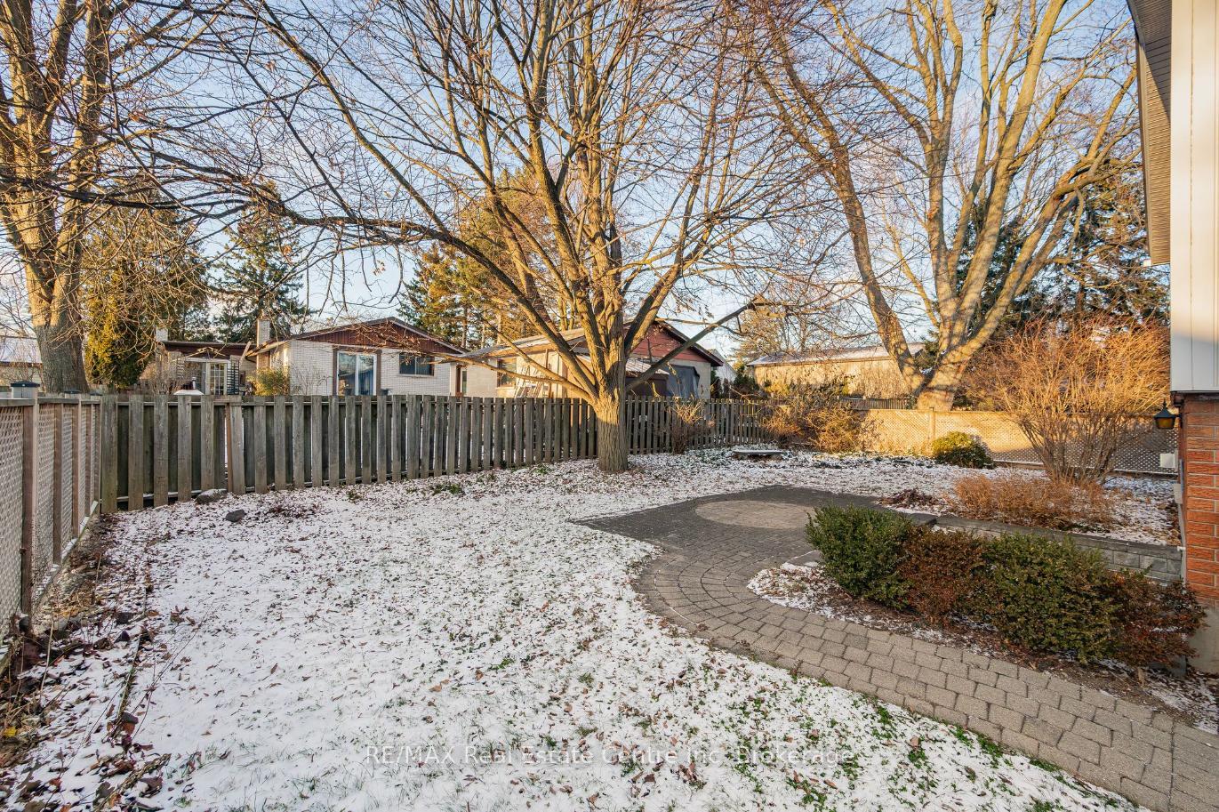 Photo 23 of 94 Glenburnie Drive, Guelph, Grange Road — HOMEH