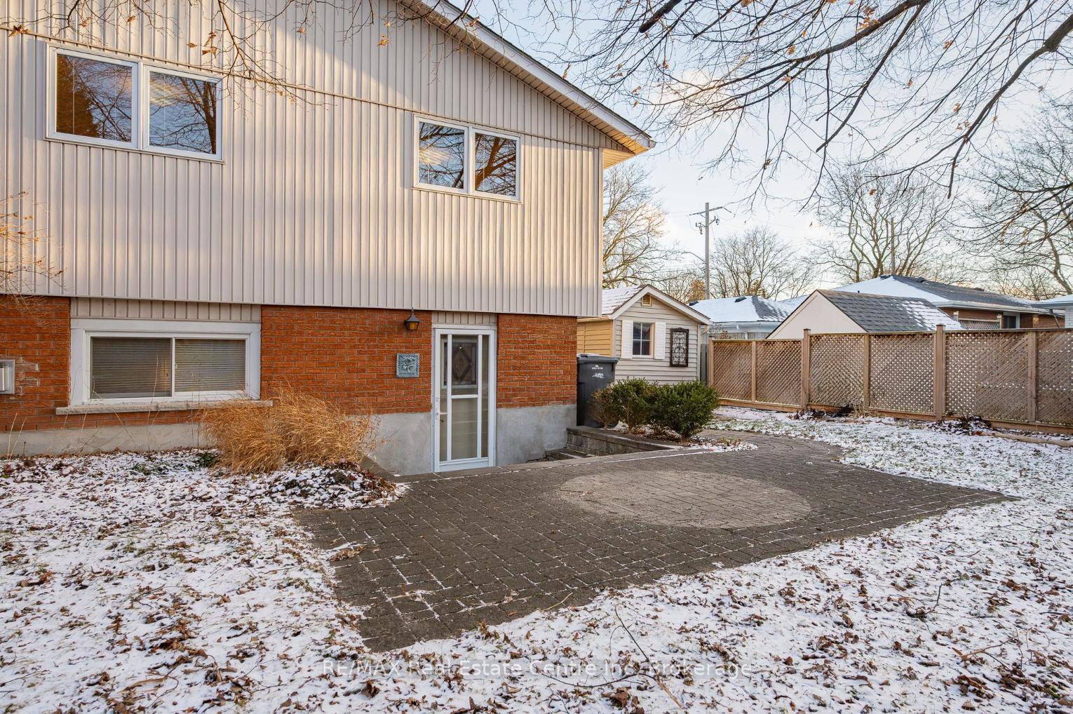 Photo 24 of 94 Glenburnie Drive, Guelph, Grange Road — HOMEH