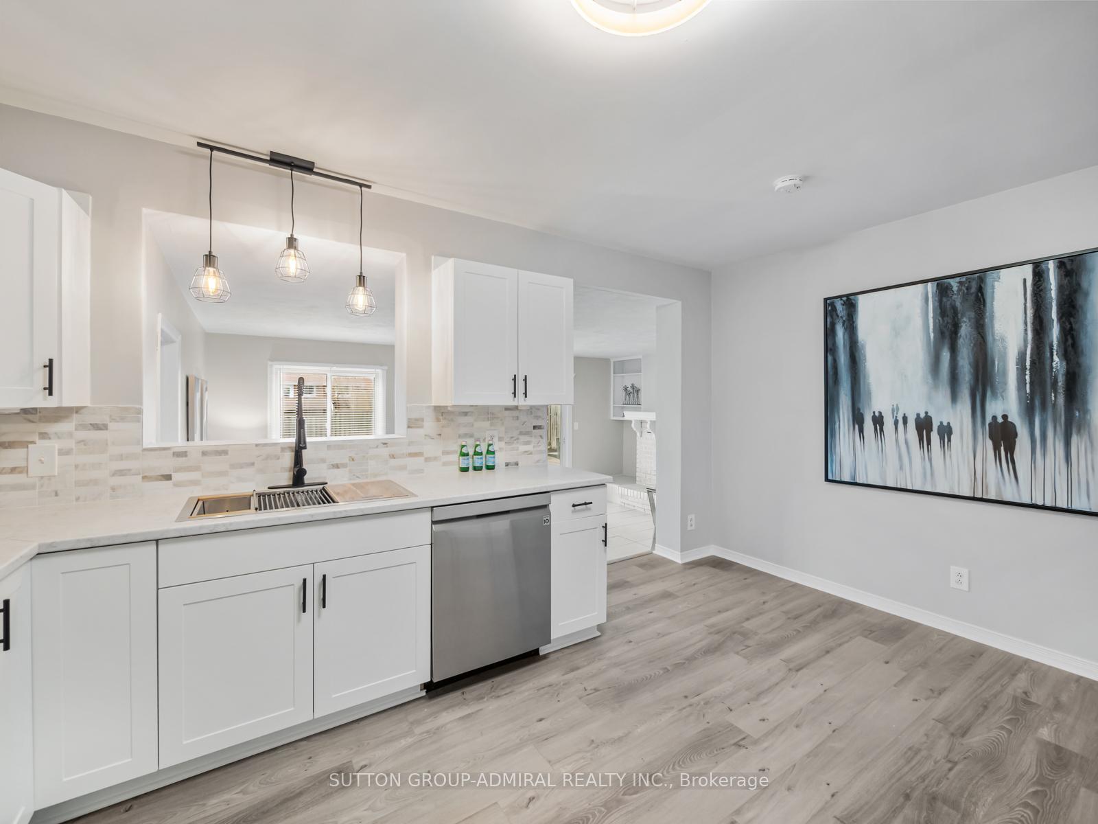 Photo 8 of 12 Simpson Avenue, Clarington, Bowmanville — HOMEH