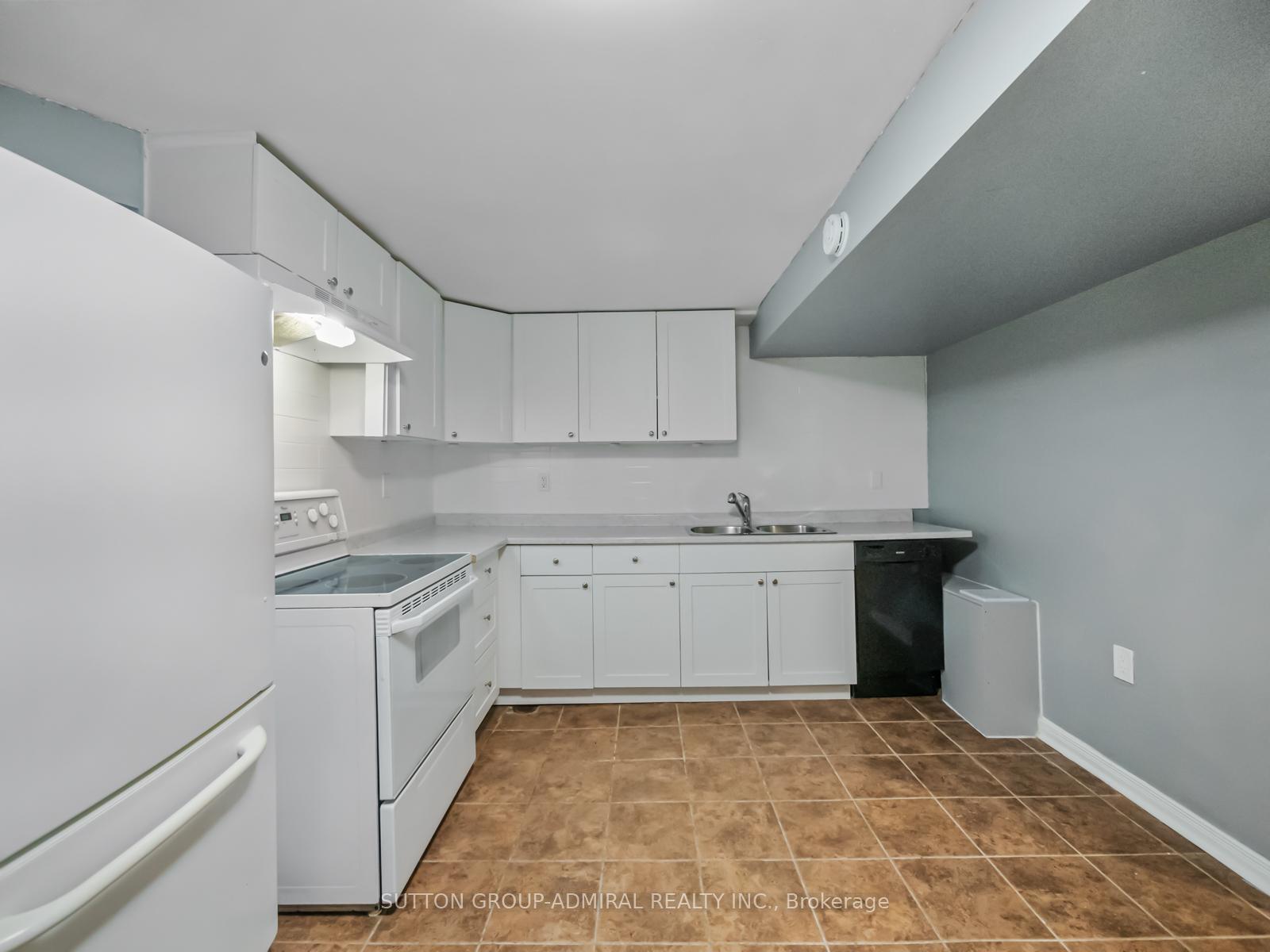 Photo 22 of 12 Simpson Avenue, Clarington, Bowmanville — HOMEH