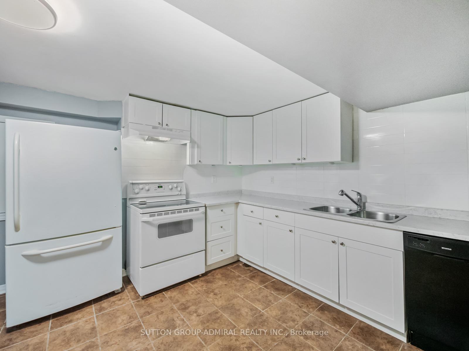Photo 23 of 12 Simpson Avenue, Clarington, Bowmanville — HOMEH