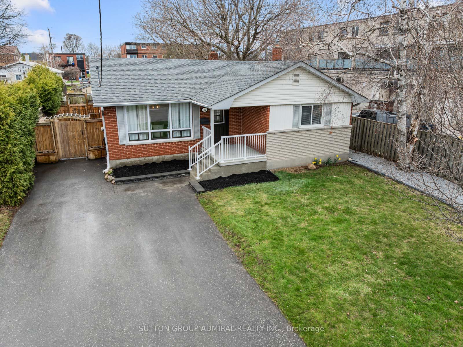 Photo 36 of 12 Simpson Avenue, Clarington, Bowmanville — HOMEH