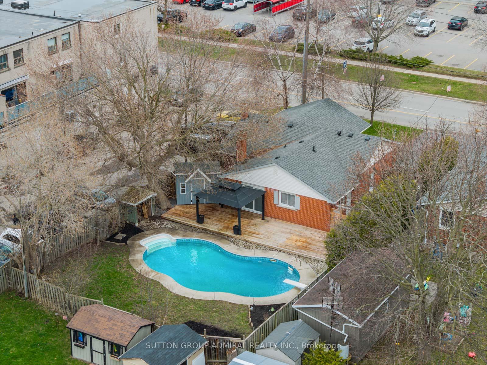 Photo 41 of 12 Simpson Avenue, Clarington, Bowmanville — HOMEH
