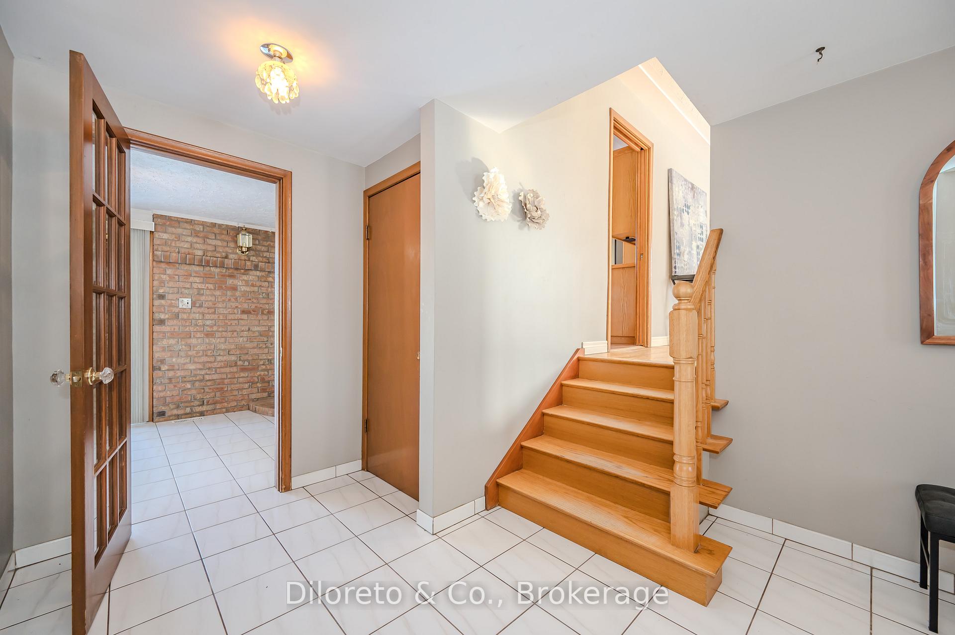 Photo 6 of 59 Elginfield Drive, Guelph, Grange Road — HOMEH