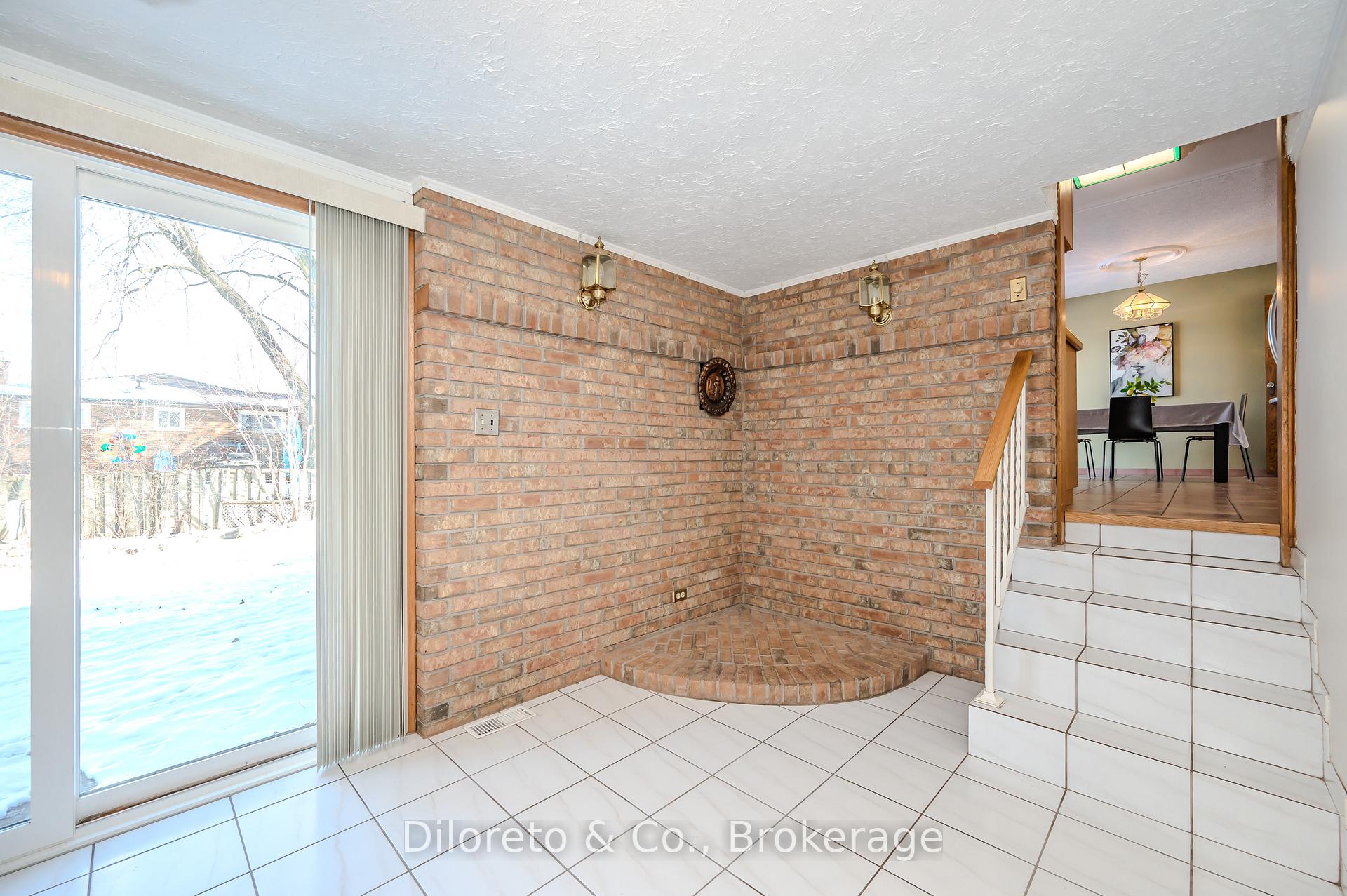 Photo 15 of 59 Elginfield Drive, Guelph, Grange Road — HOMEH