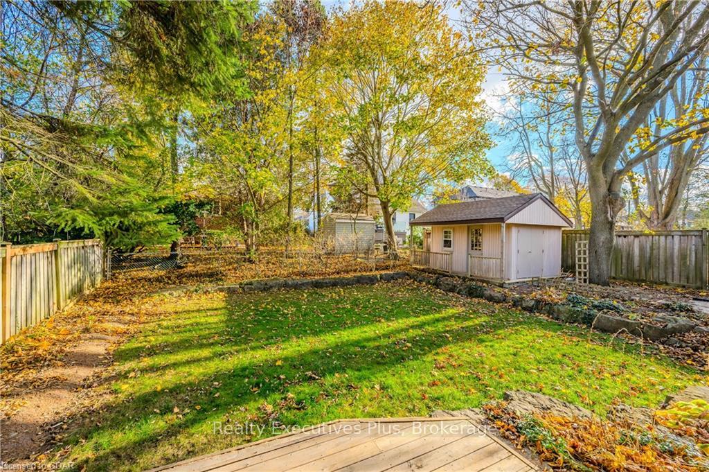 Photo 48 of 8 Echo Drive, Guelph, Dovercliffe Park/Old University — HOMEH