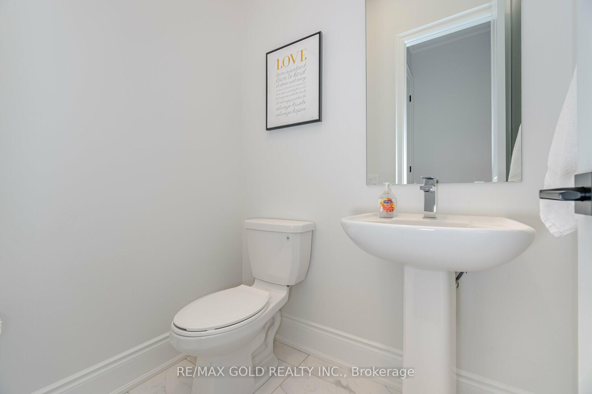 Photo 13 of 121 Raspberry Ridge Avenue, Caledon, Caledon East — HOMEH