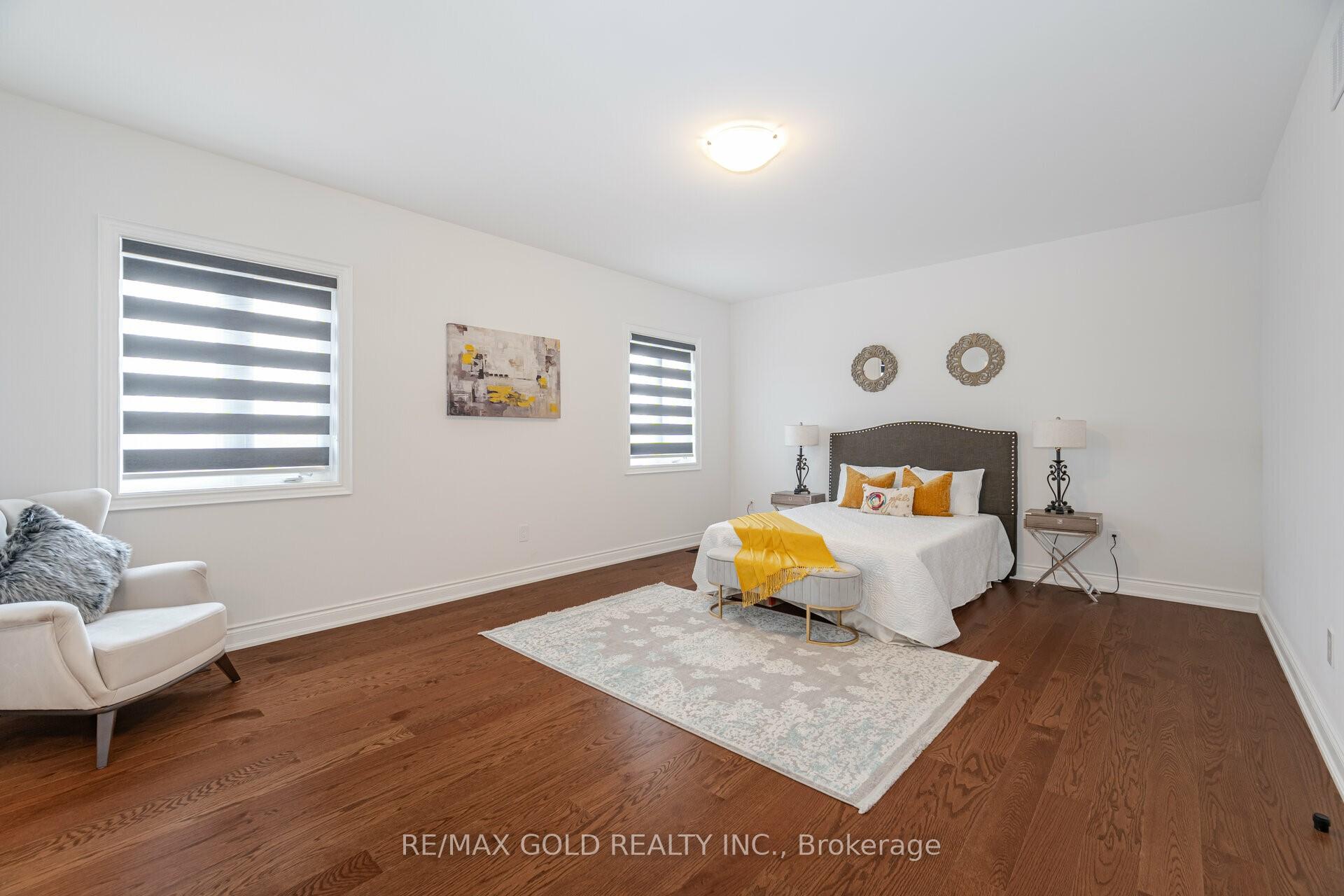 Photo 15 of 121 Raspberry Ridge Avenue, Caledon, Caledon East — HOMEH