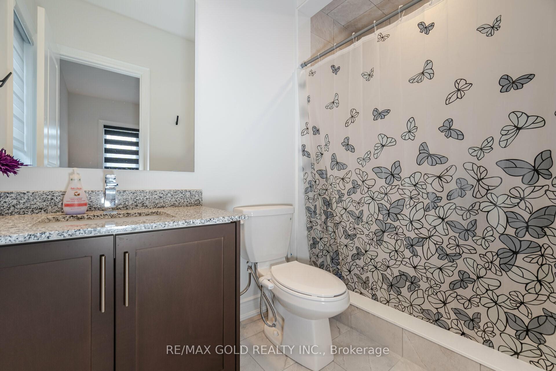 Photo 19 of 121 Raspberry Ridge Avenue, Caledon, Caledon East — HOMEH
