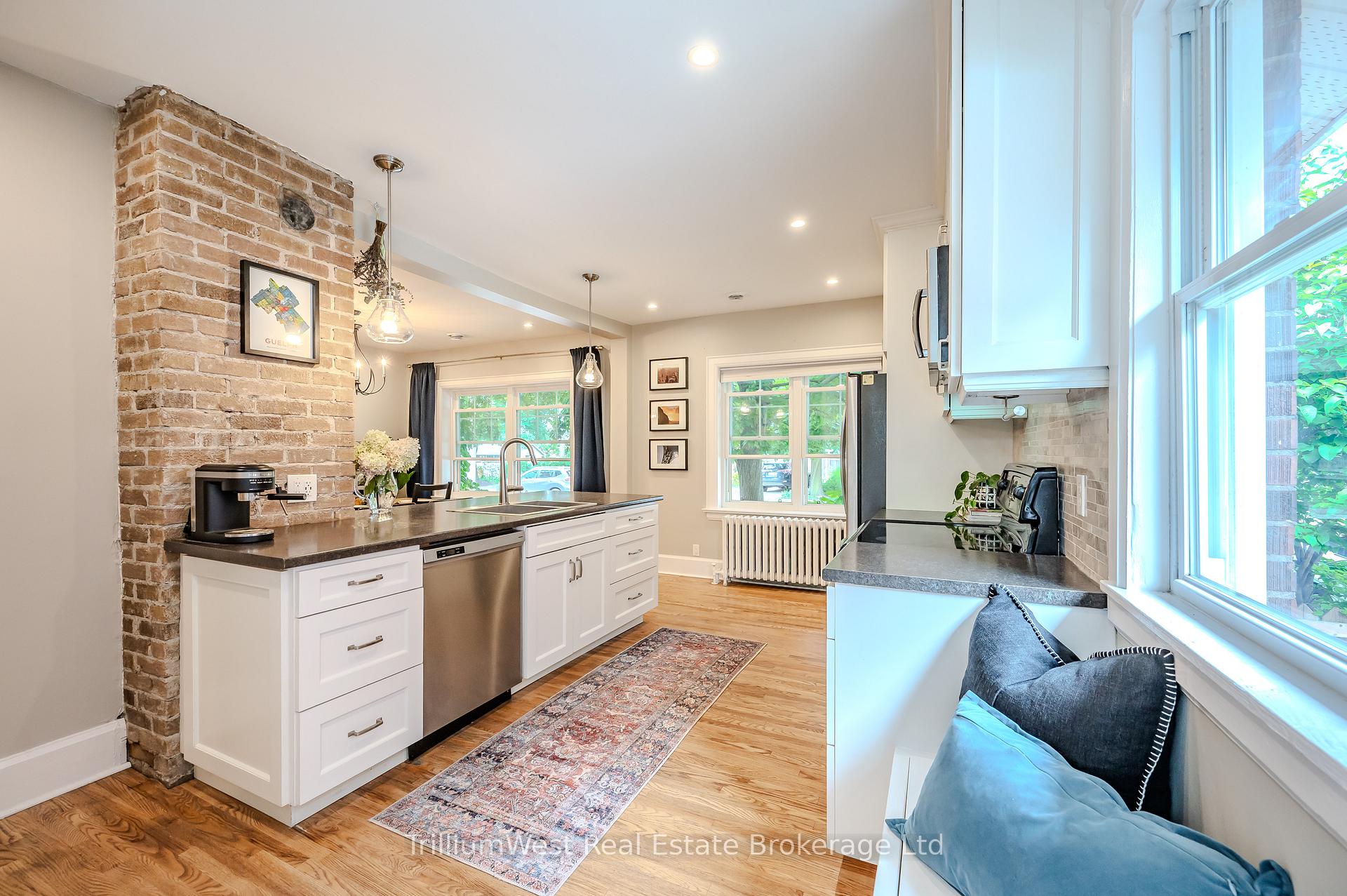 Photo 11 of 7 Alexandra Street, Guelph, Exhibition Park — HOMEH