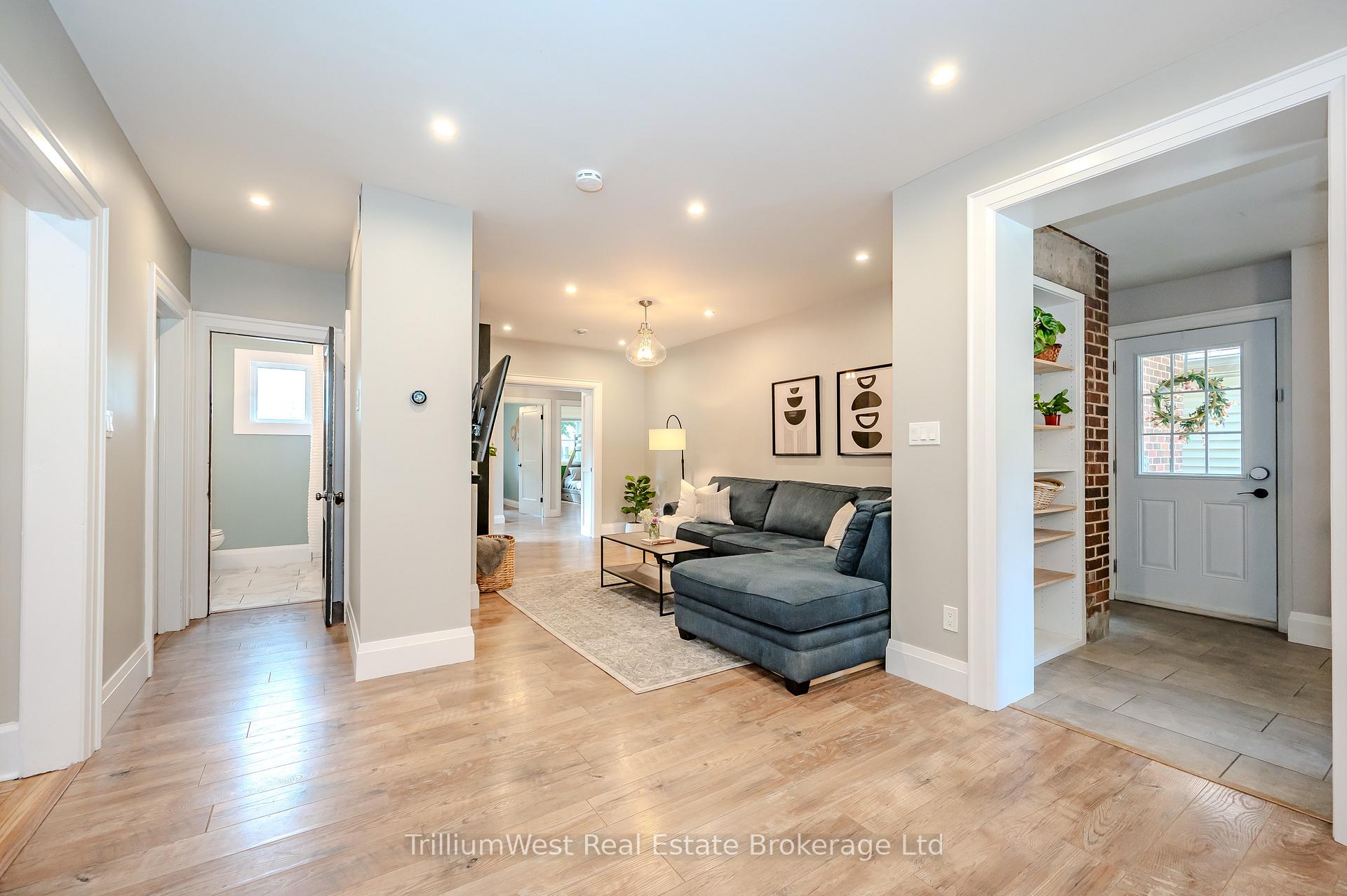 Photo 16 of 7 Alexandra Street, Guelph, Exhibition Park — HOMEH