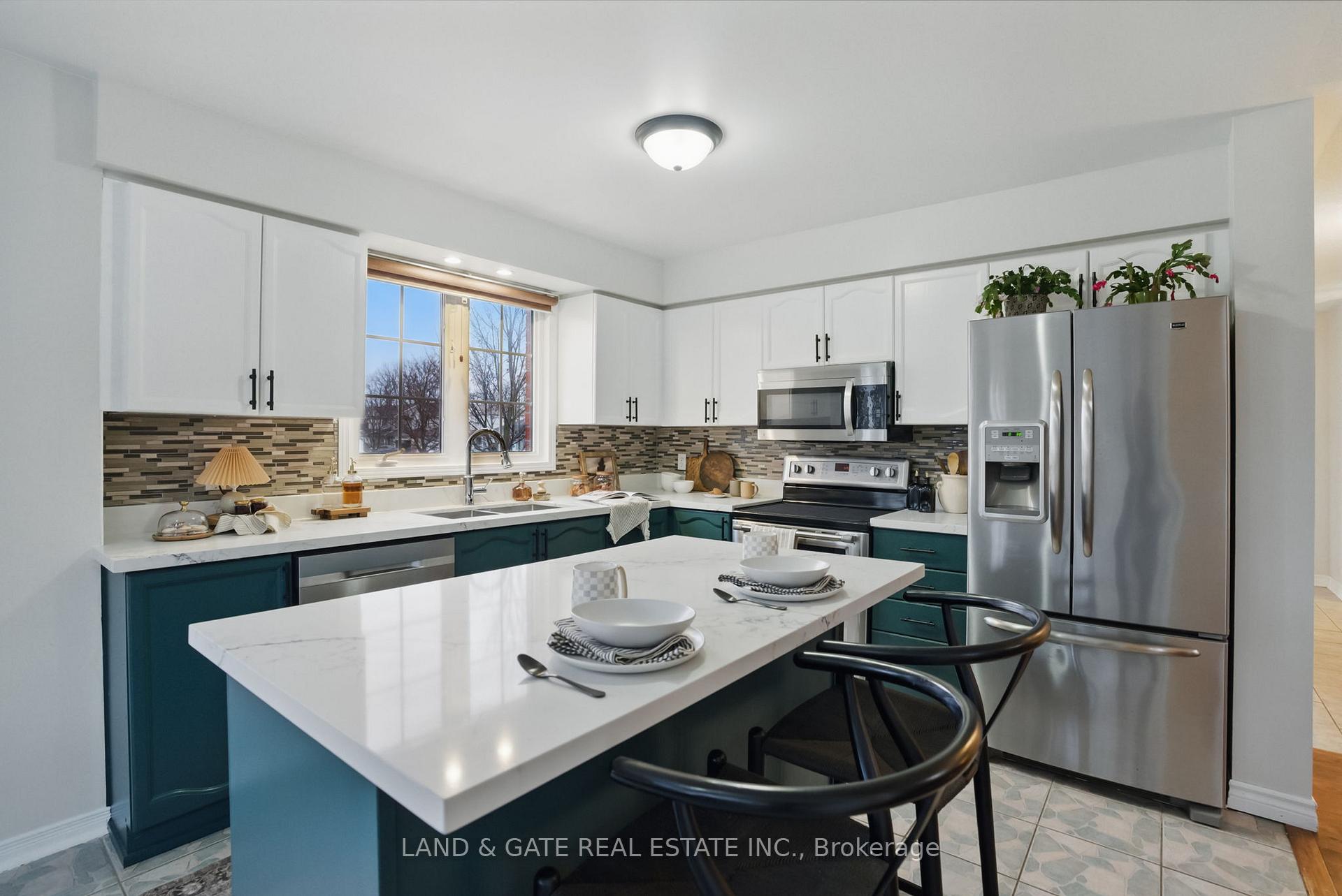 Photo 12 of 331 Longworth Avenue, Clarington, Bowmanville — HOMEH