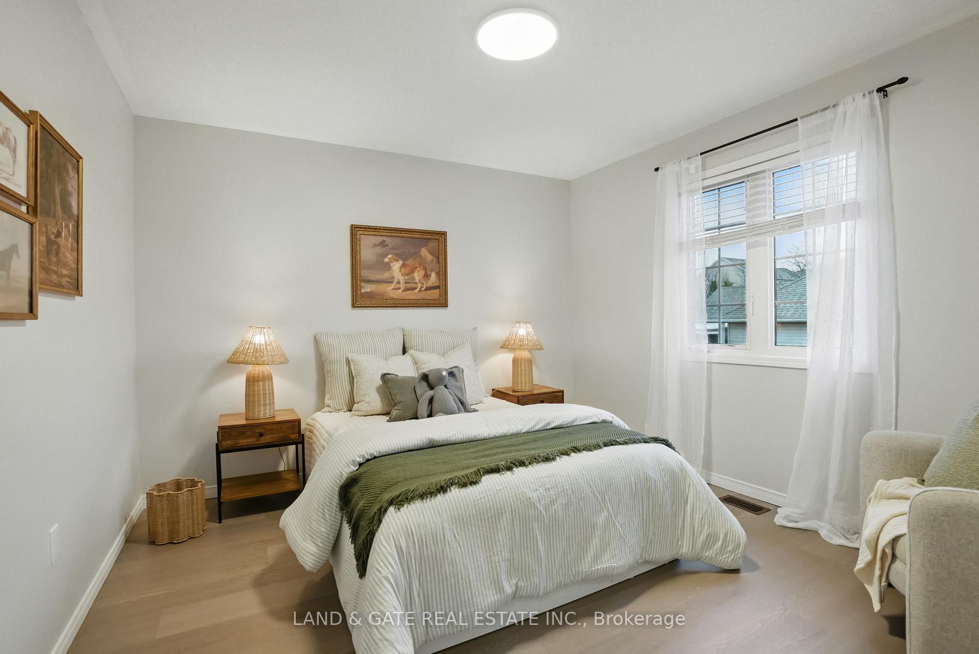 Photo 33 of 331 Longworth Avenue, Clarington, Bowmanville — HOMEH