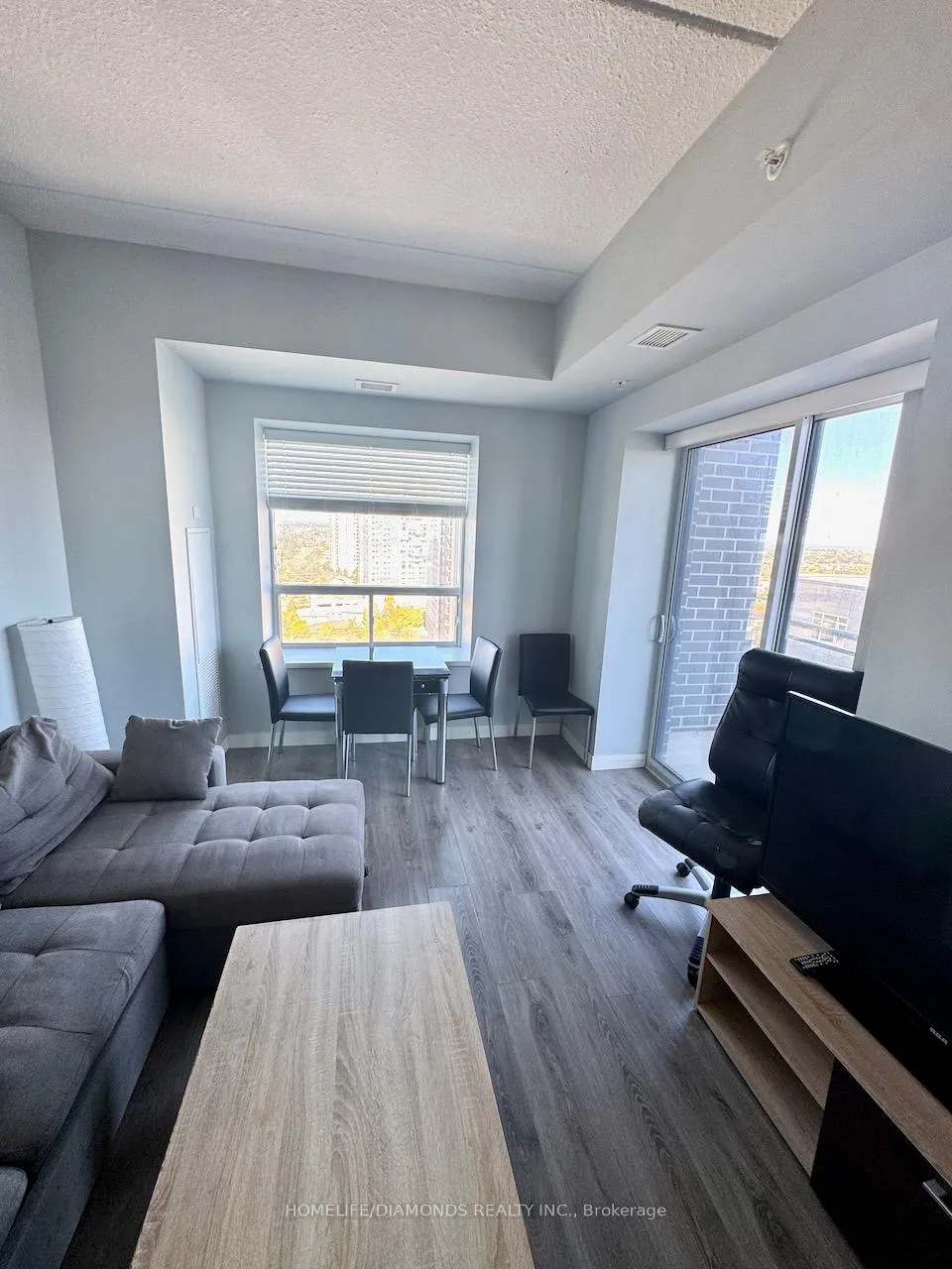 Photo 7 of Unit 1705, 318 SPRUCE St, Waterloo — HOMEH
