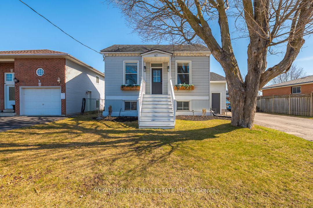 Photo 1 of 67 Duke Street, Clarington, Bowmanville — HOMEH