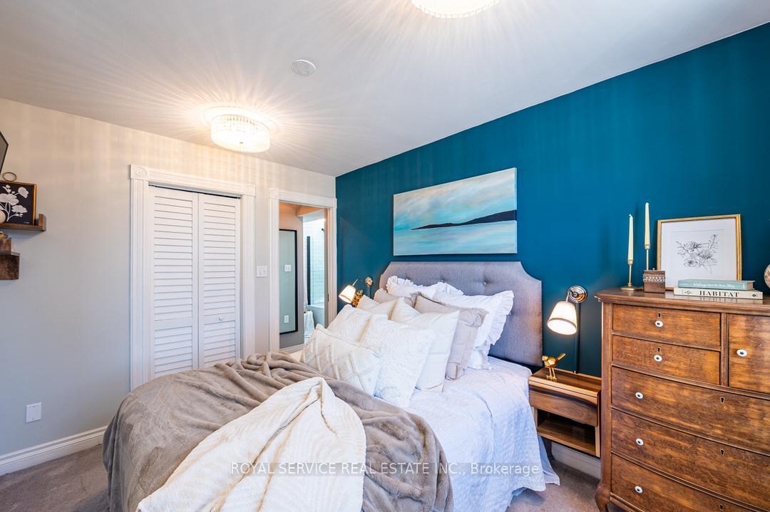Photo 10 of 67 Duke Street, Clarington, Bowmanville — HOMEH