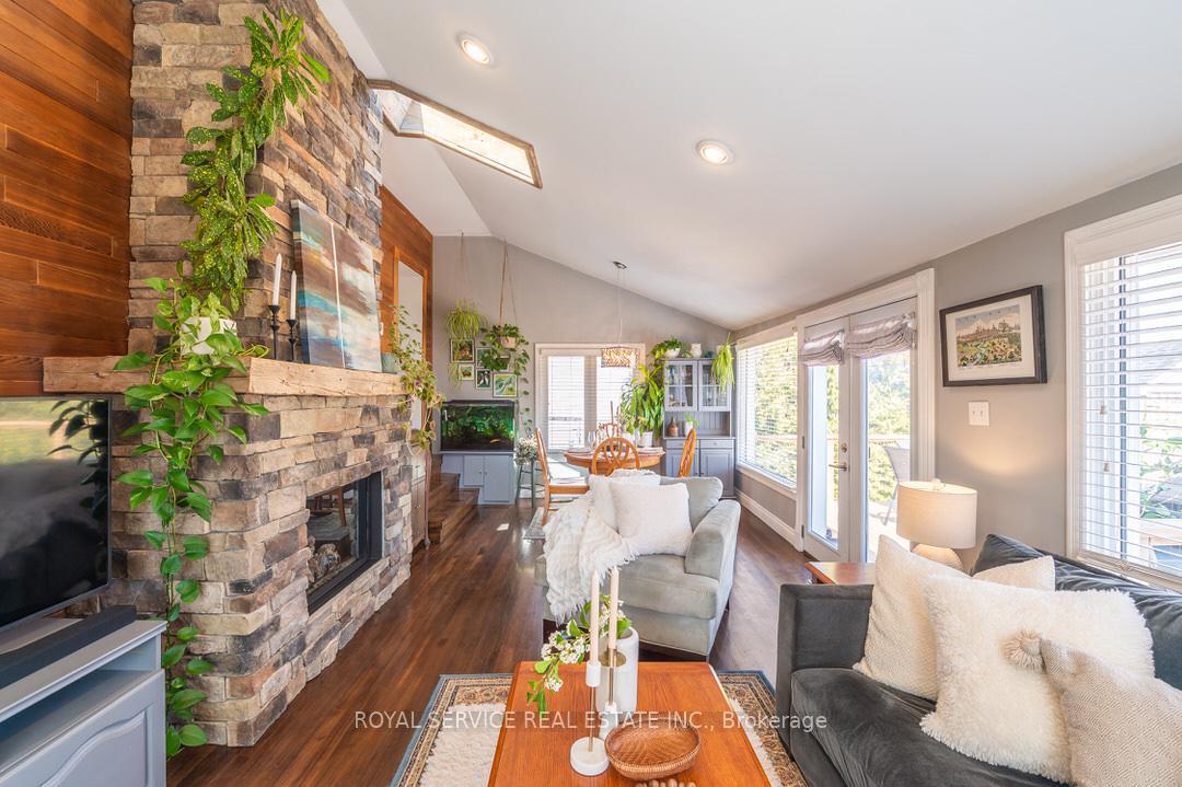 Photo 23 of 67 Duke Street, Clarington, Bowmanville — HOMEH
