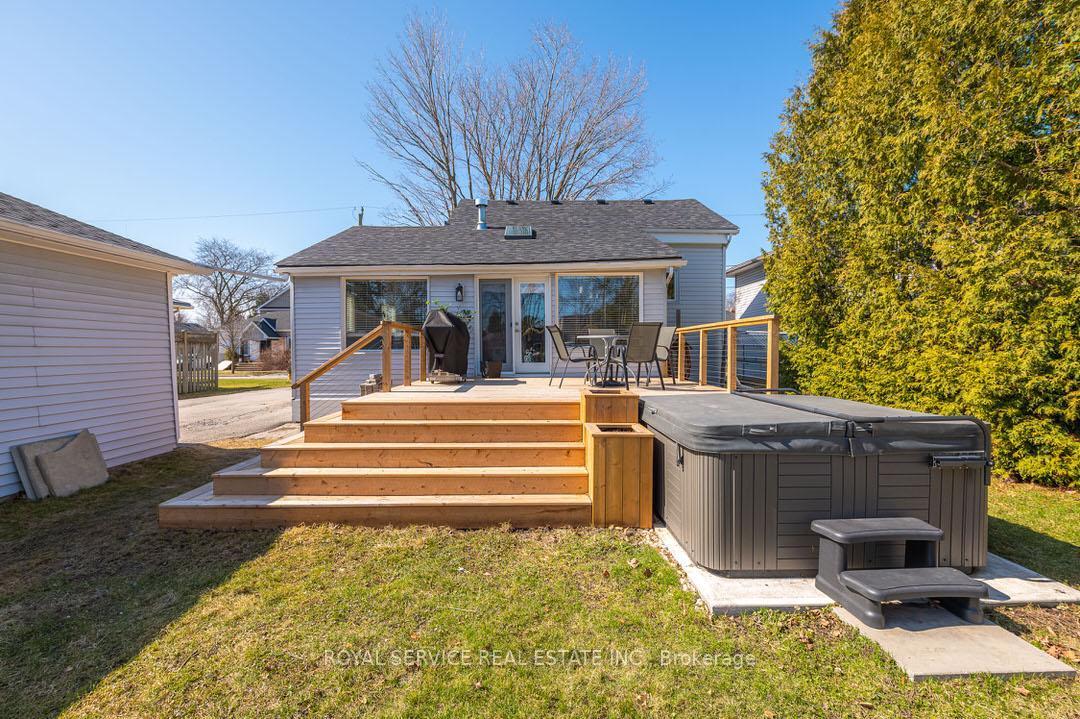 Photo 36 of 67 Duke Street, Clarington, Bowmanville — HOMEH