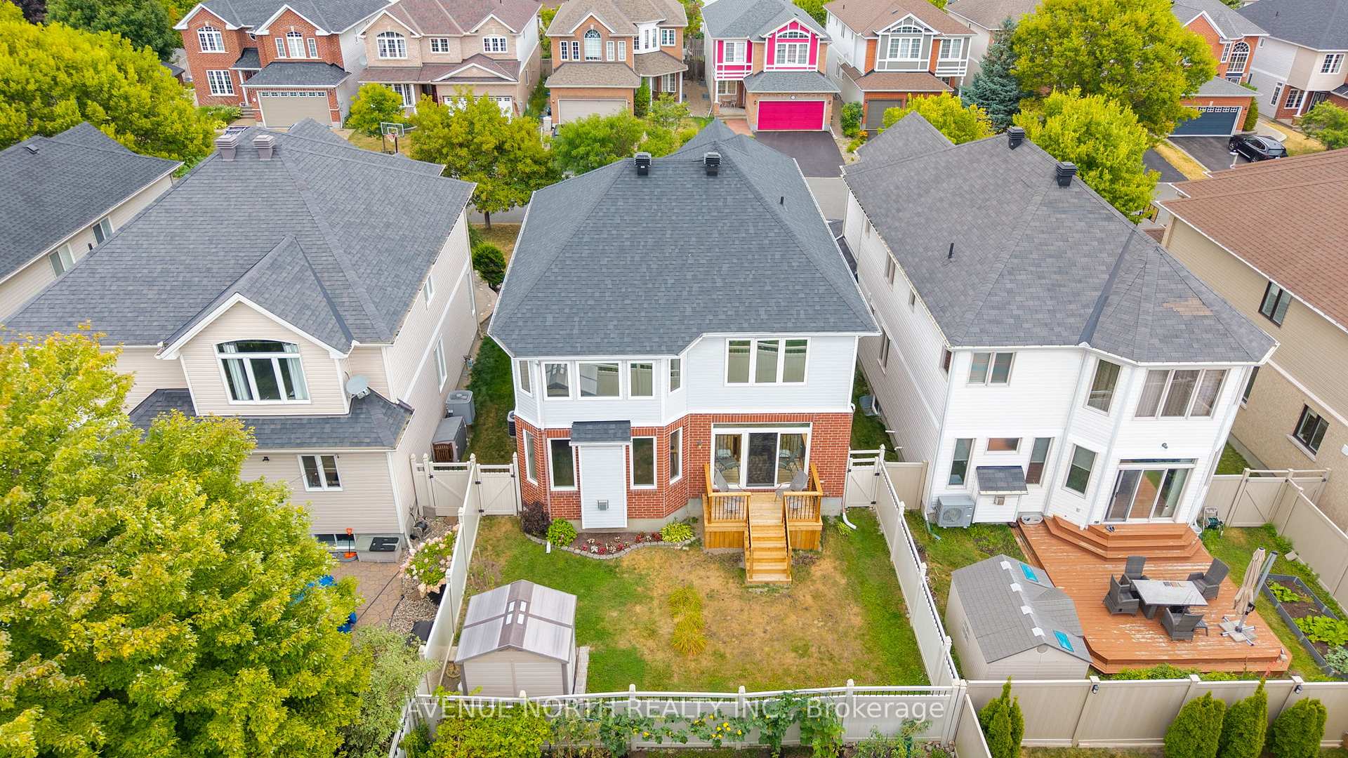 Photo 31 of 93 Whitestone Drive, Ottawa, Central Park — HOMEH