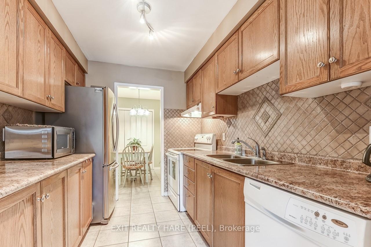 Photo 15 of 56 Hanton Crescent, Caledon, Bolton East — HOMEH