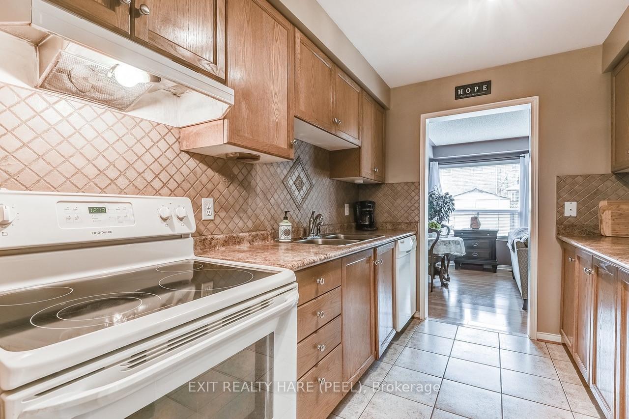 Photo 18 of 56 Hanton Crescent, Caledon, Bolton East — HOMEH