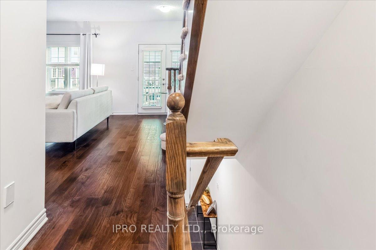 Photo 6 of Unit 91, 88 Decorso Drive, Guelph, Kortright East — HOMEH