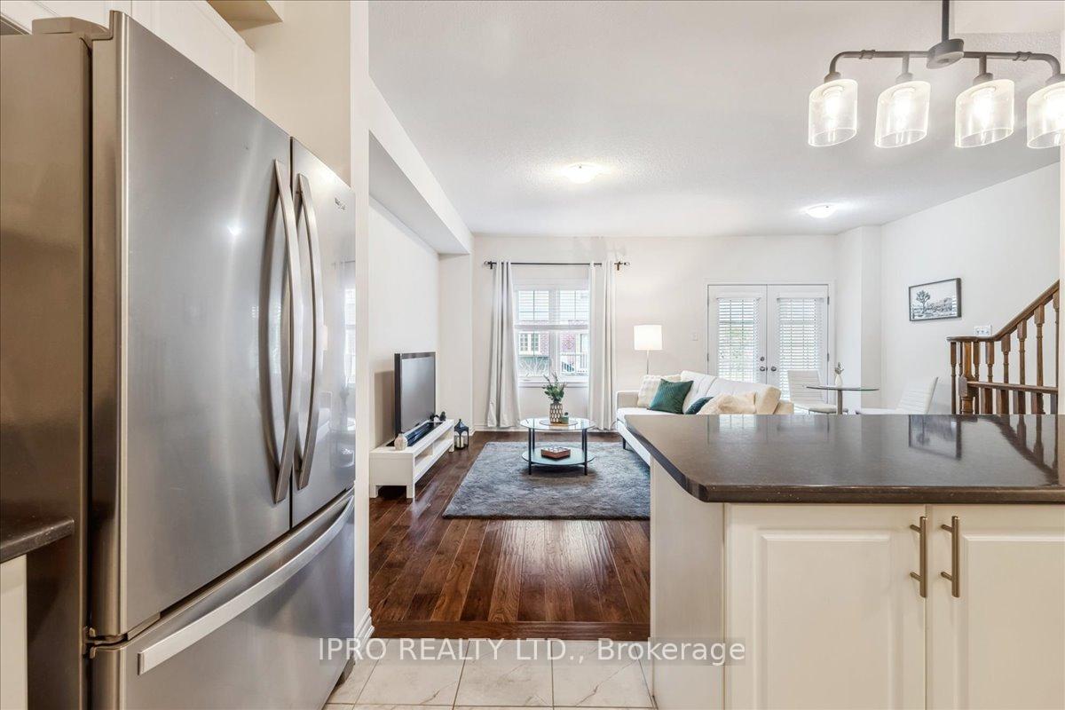 Photo 15 of Unit 91, 88 Decorso Drive, Guelph, Kortright East — HOMEH