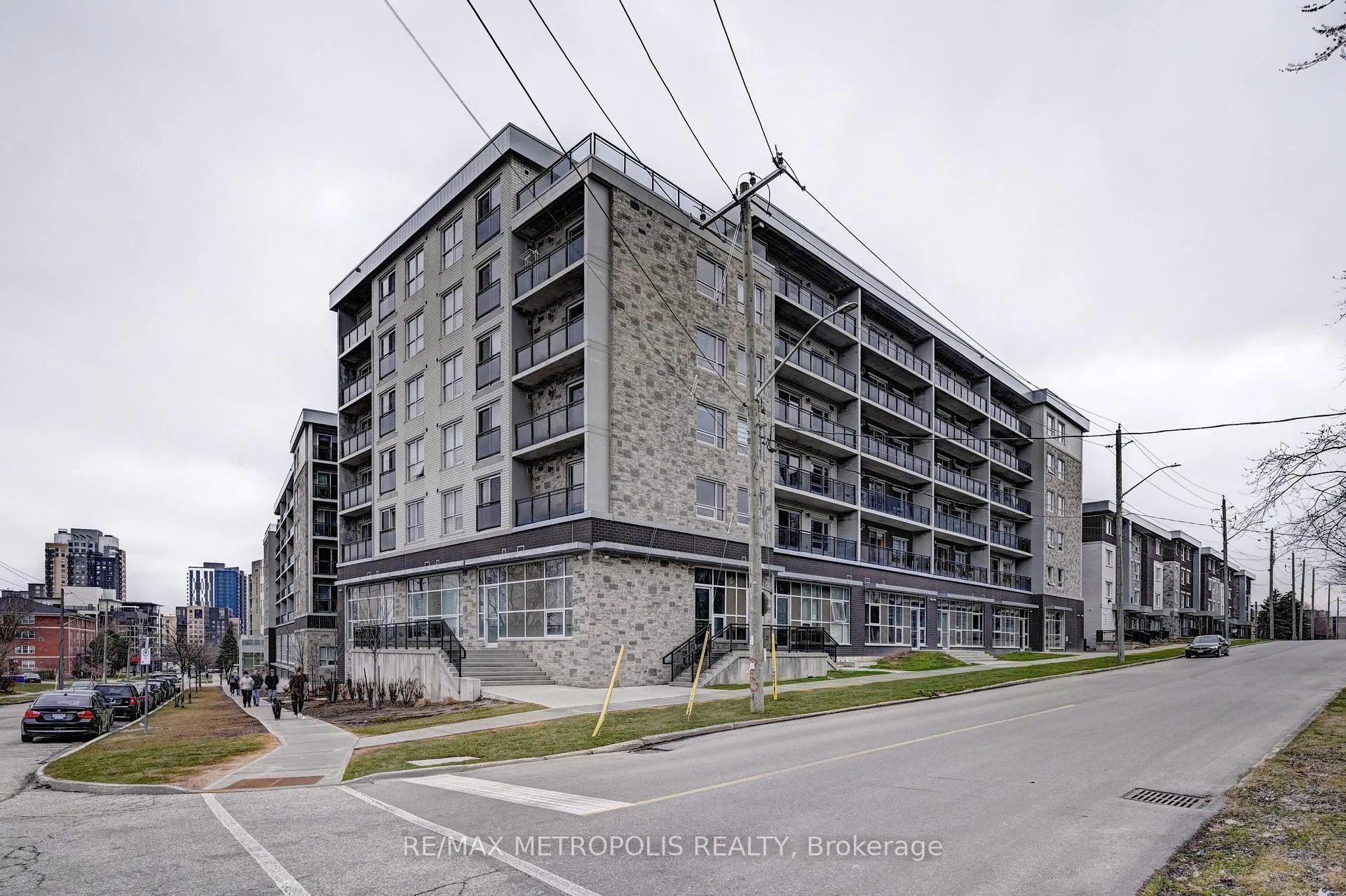 Photo 1 of Unit F305, 275 Larch St, Waterloo, Lakeshore Village — HOMEH